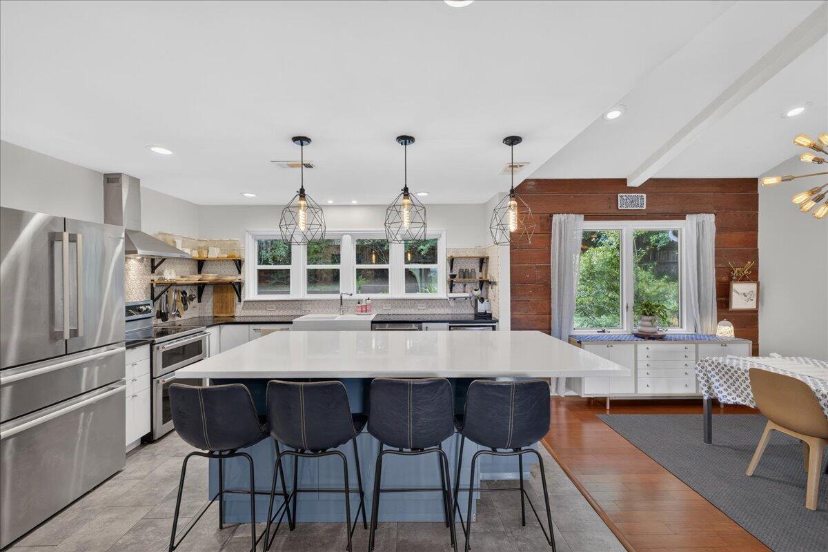 EDGEWATER VILLAGE - Residential