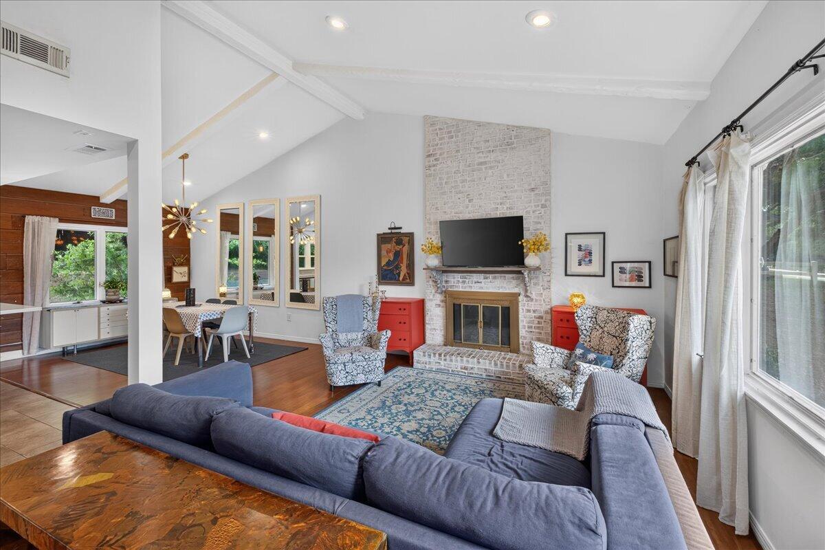 EDGEWATER VILLAGE - Residential