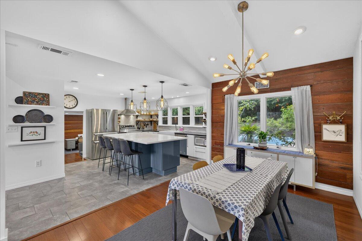 EDGEWATER VILLAGE - Residential