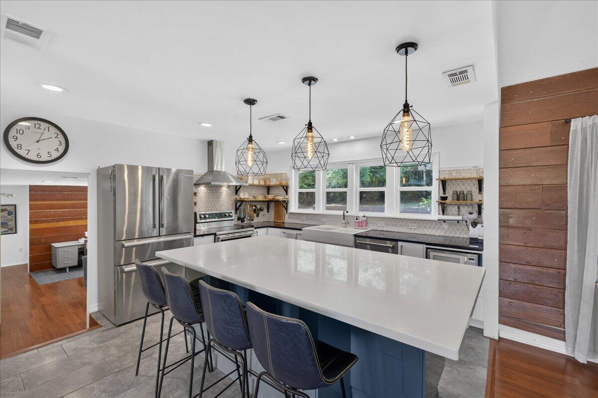 EDGEWATER VILLAGE - Residential