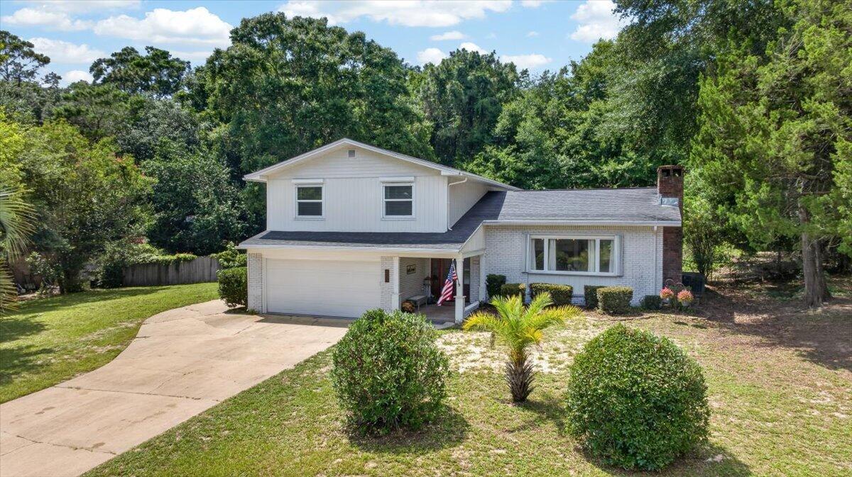 EDGEWATER VILLAGE - Residential