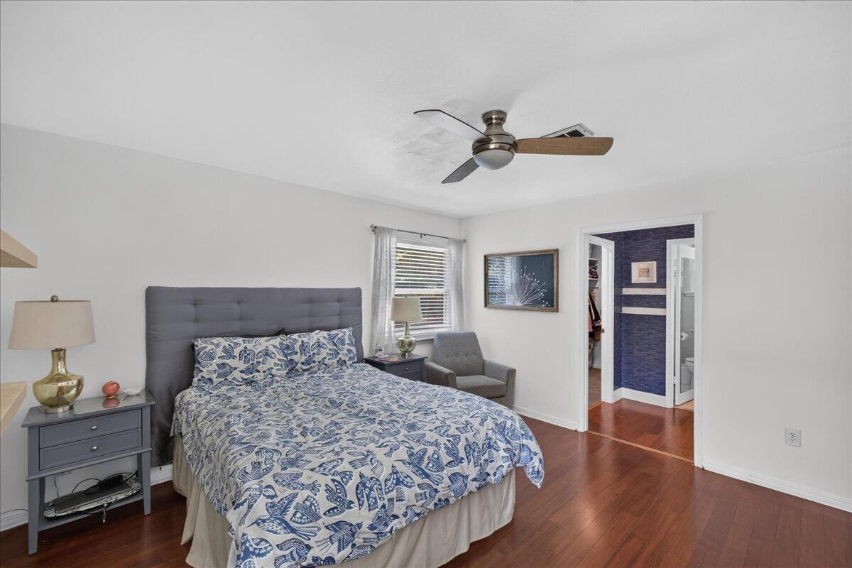 EDGEWATER VILLAGE - Residential