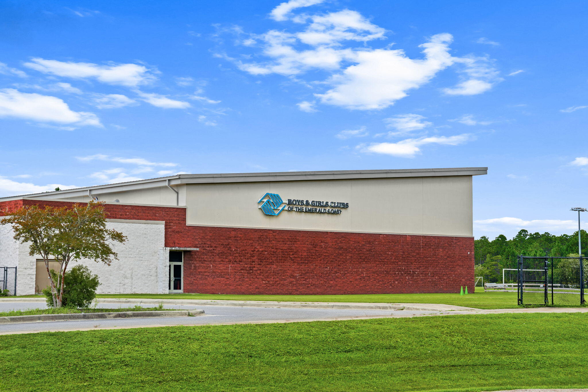 SAWGRASS RESERVE - Residential Lease
