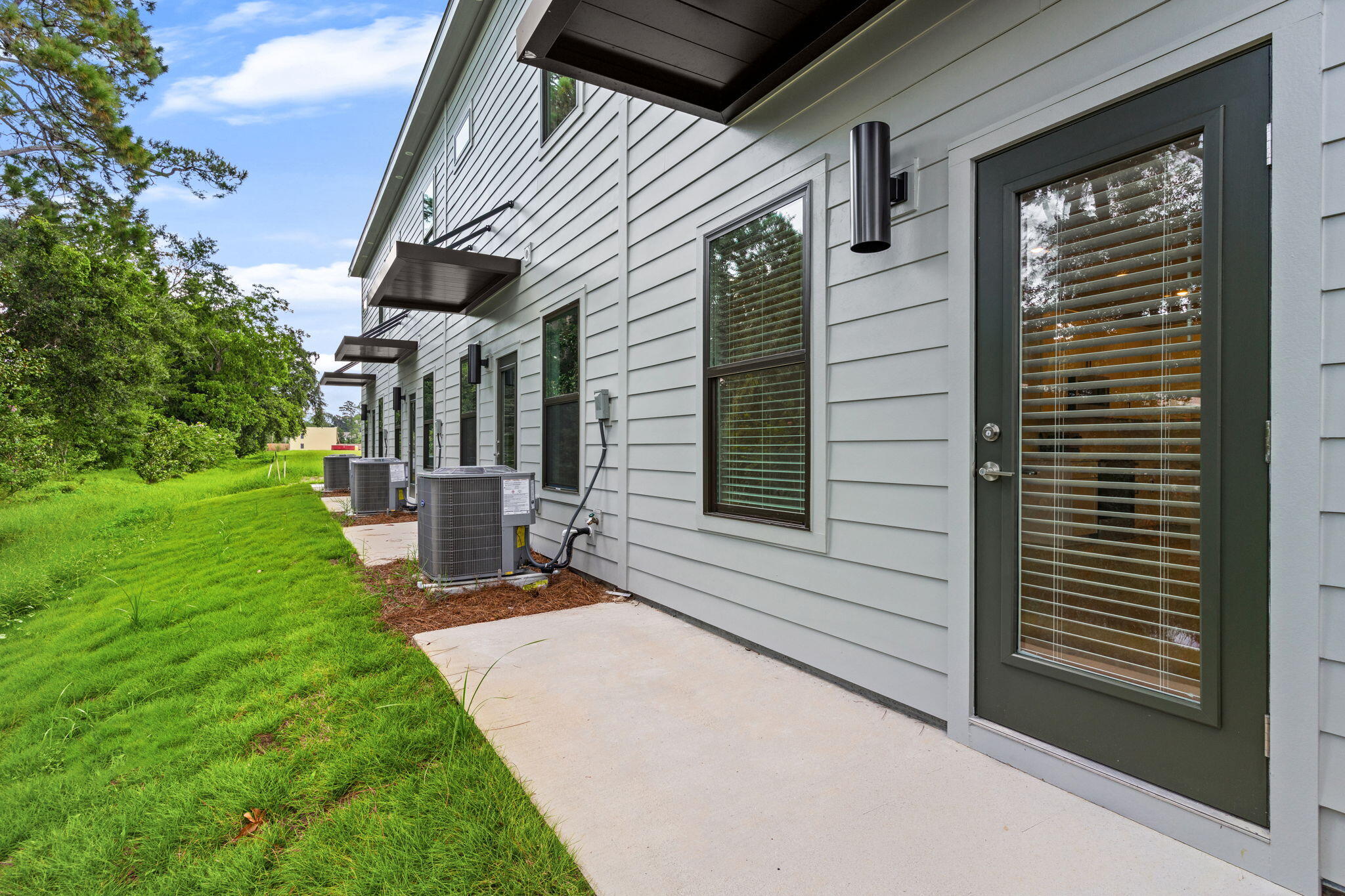 SAWGRASS RESERVE - Residential Lease