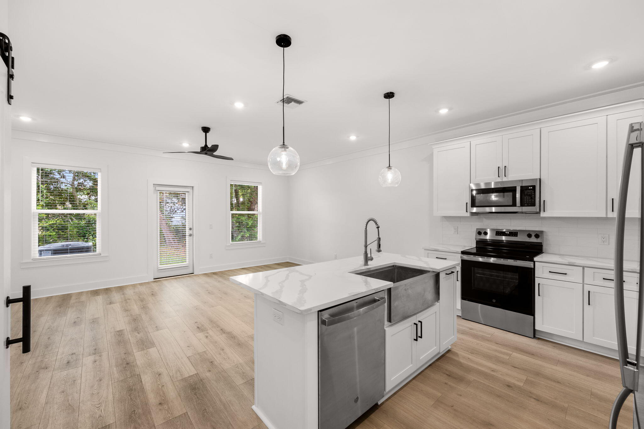 SAWGRASS RESERVE - Residential Lease