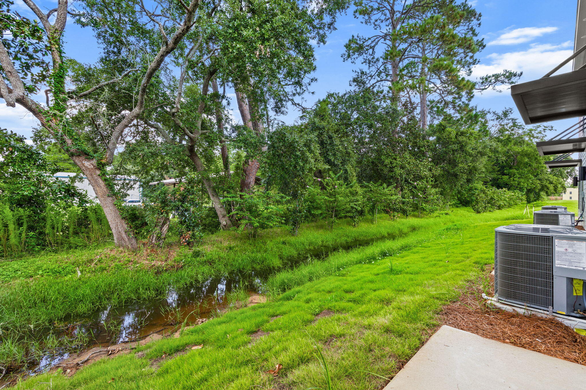SAWGRASS RESERVE - Residential Lease