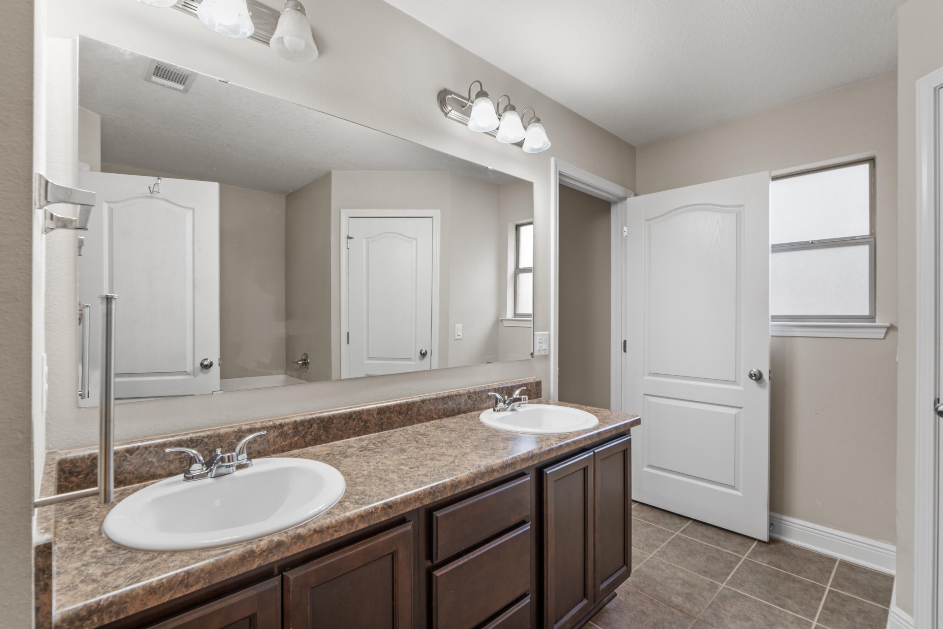 LA MESA AT HIDDEN CREEK - Residential