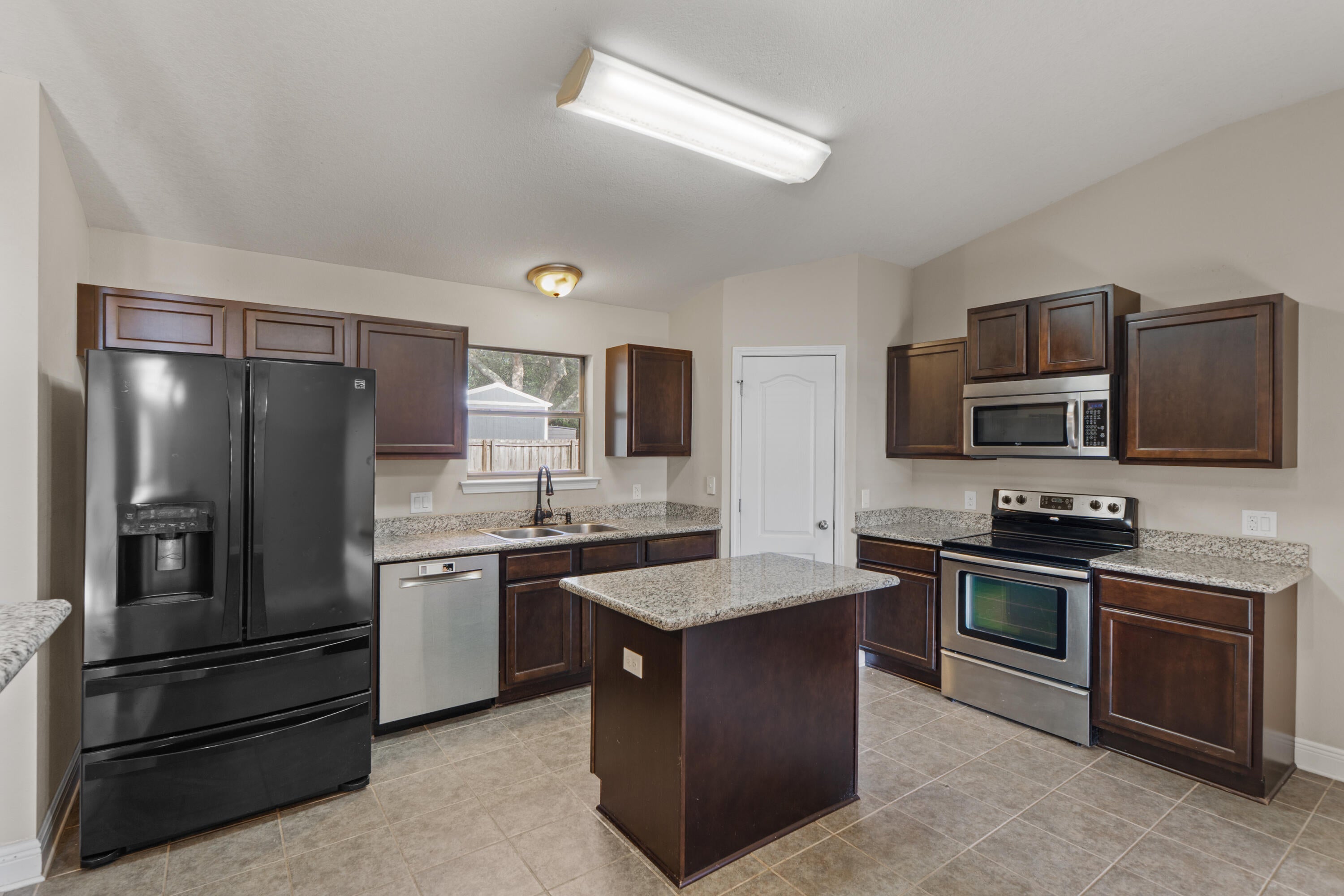 LA MESA AT HIDDEN CREEK - Residential