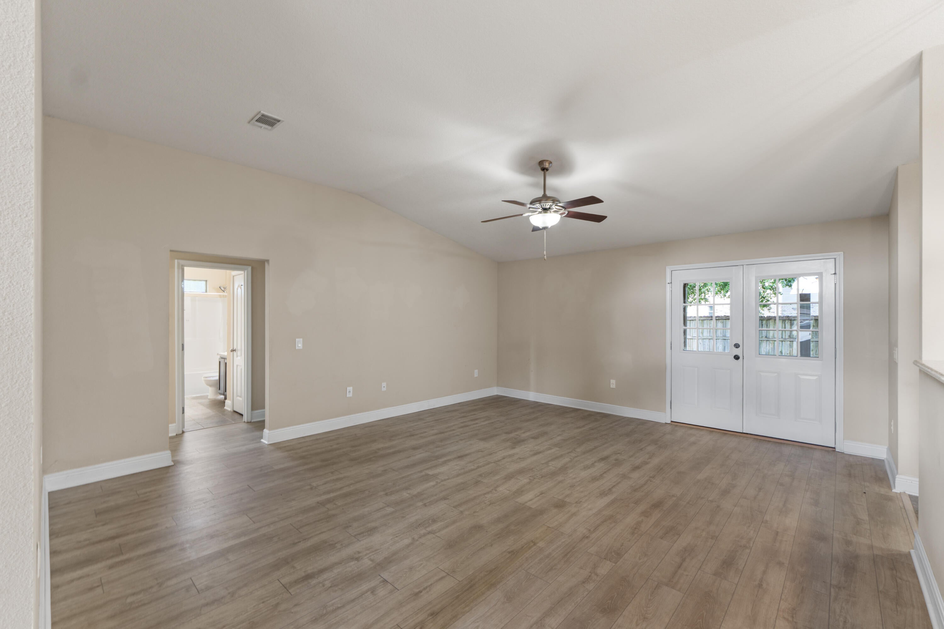 LA MESA AT HIDDEN CREEK - Residential