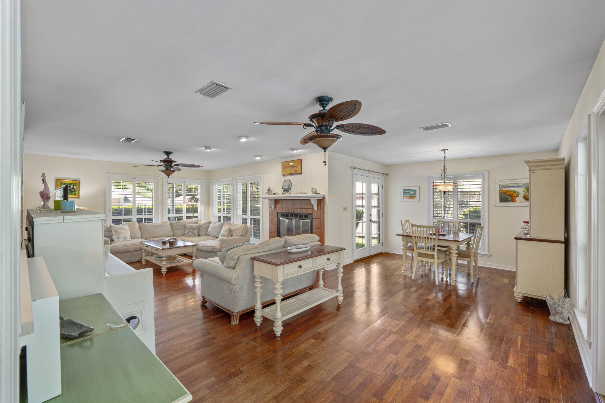 TIGER POINT - Residential