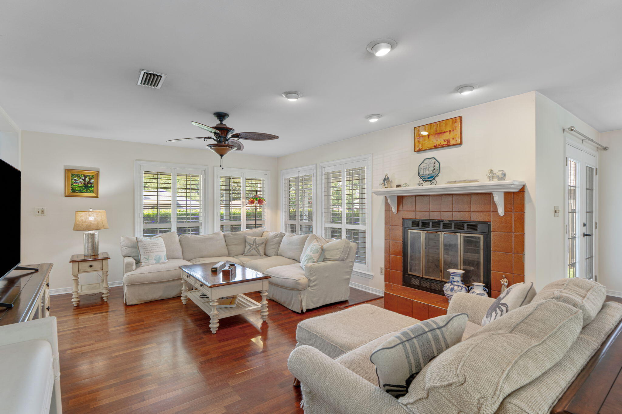 TIGER POINT - Residential