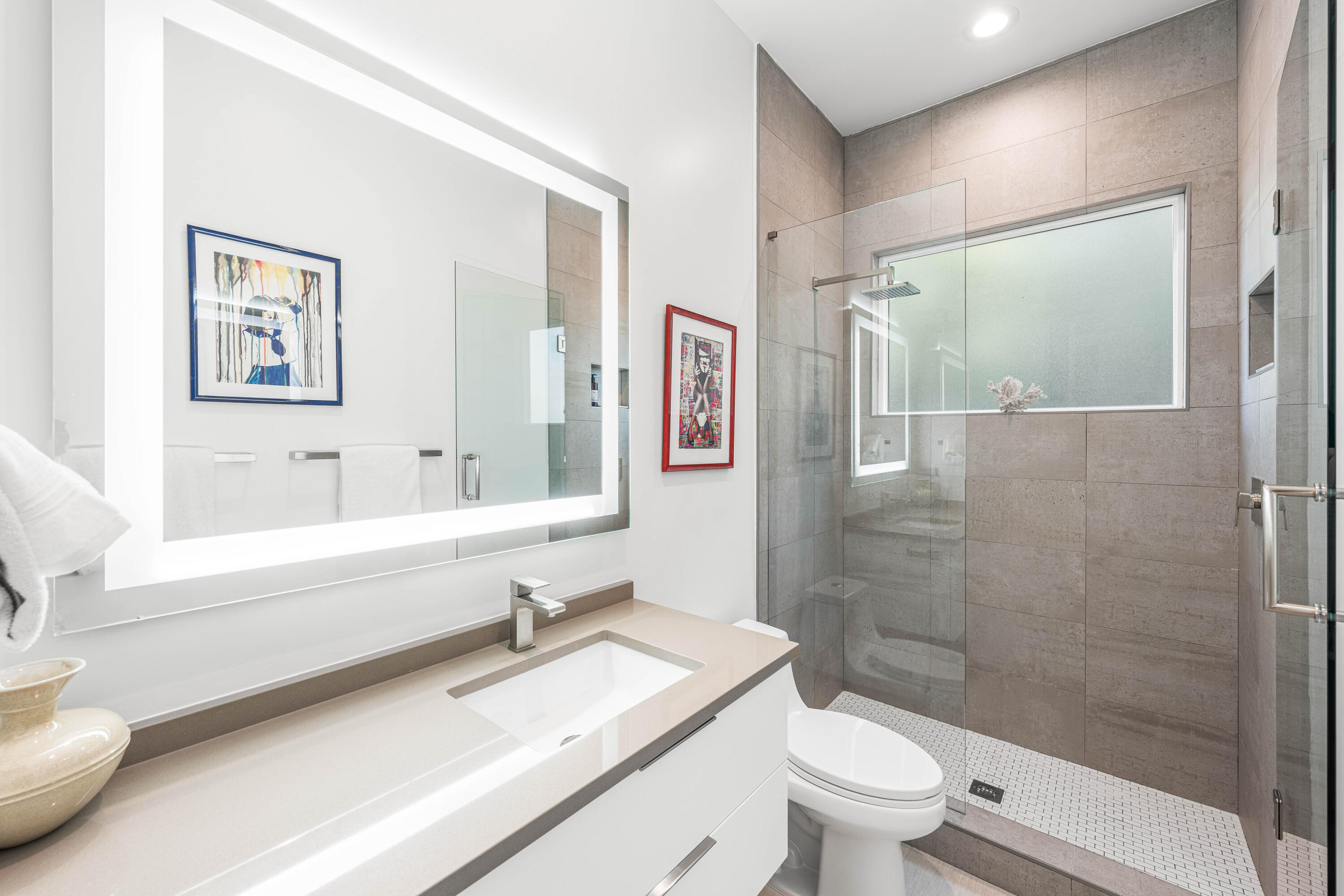 SEABREEZE EAST - Residential