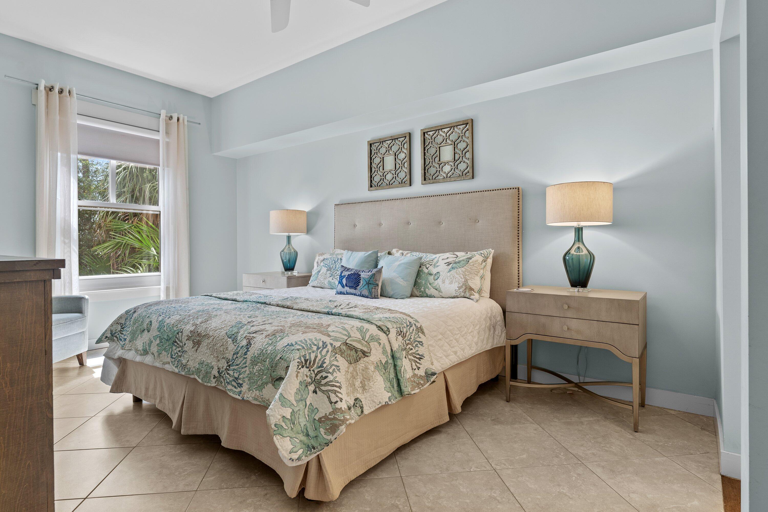 BAHIA CONDO - Residential