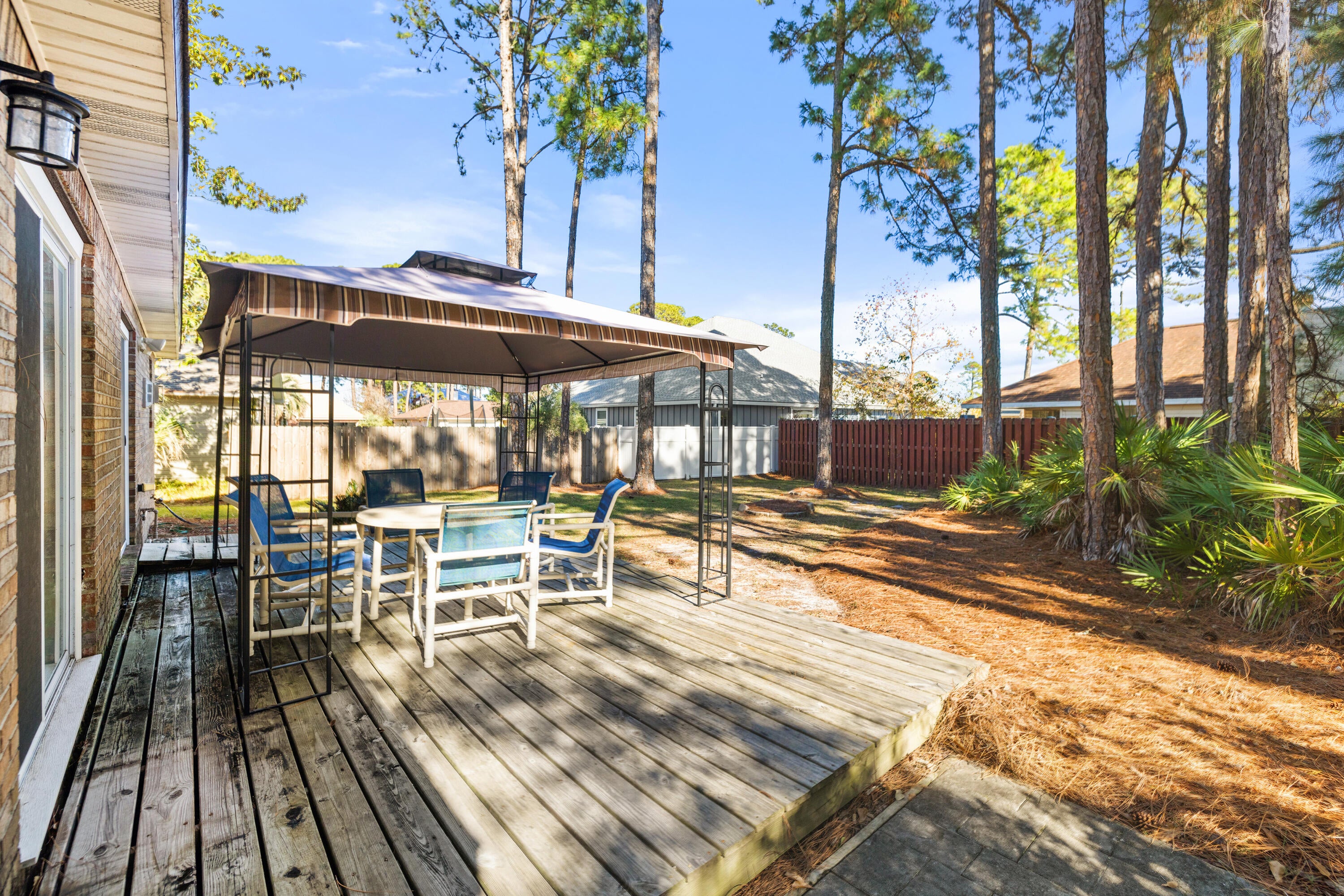 BAY BRIDGE LANDING - Residential Lease