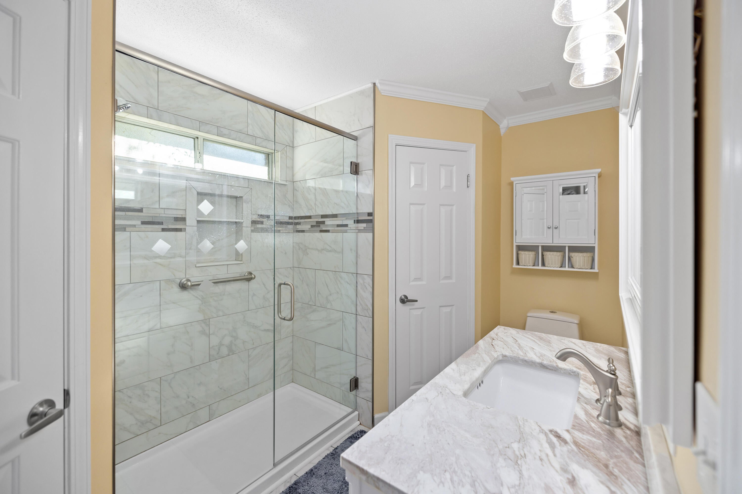BAY BRIDGE LANDING - Residential Lease