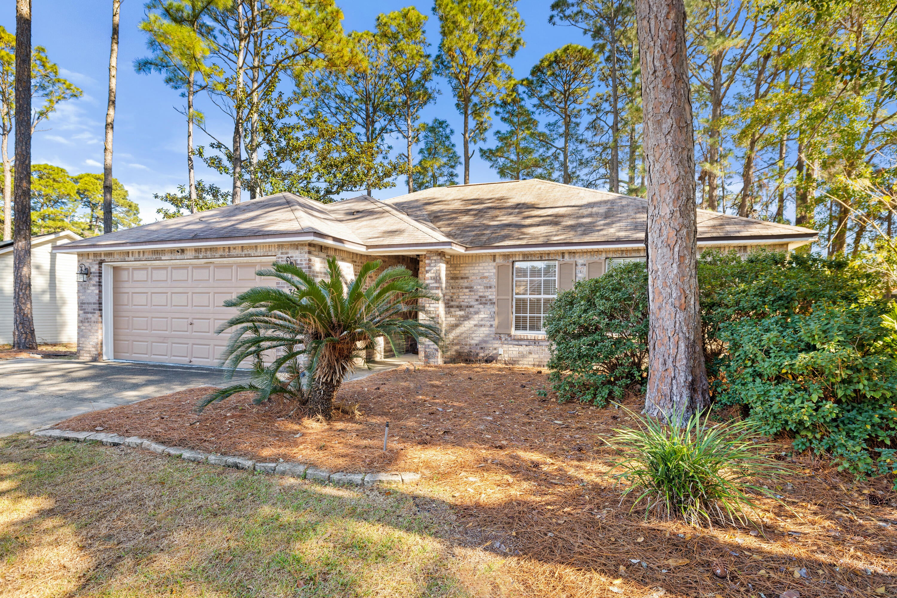 BAY BRIDGE LANDING - Residential Lease