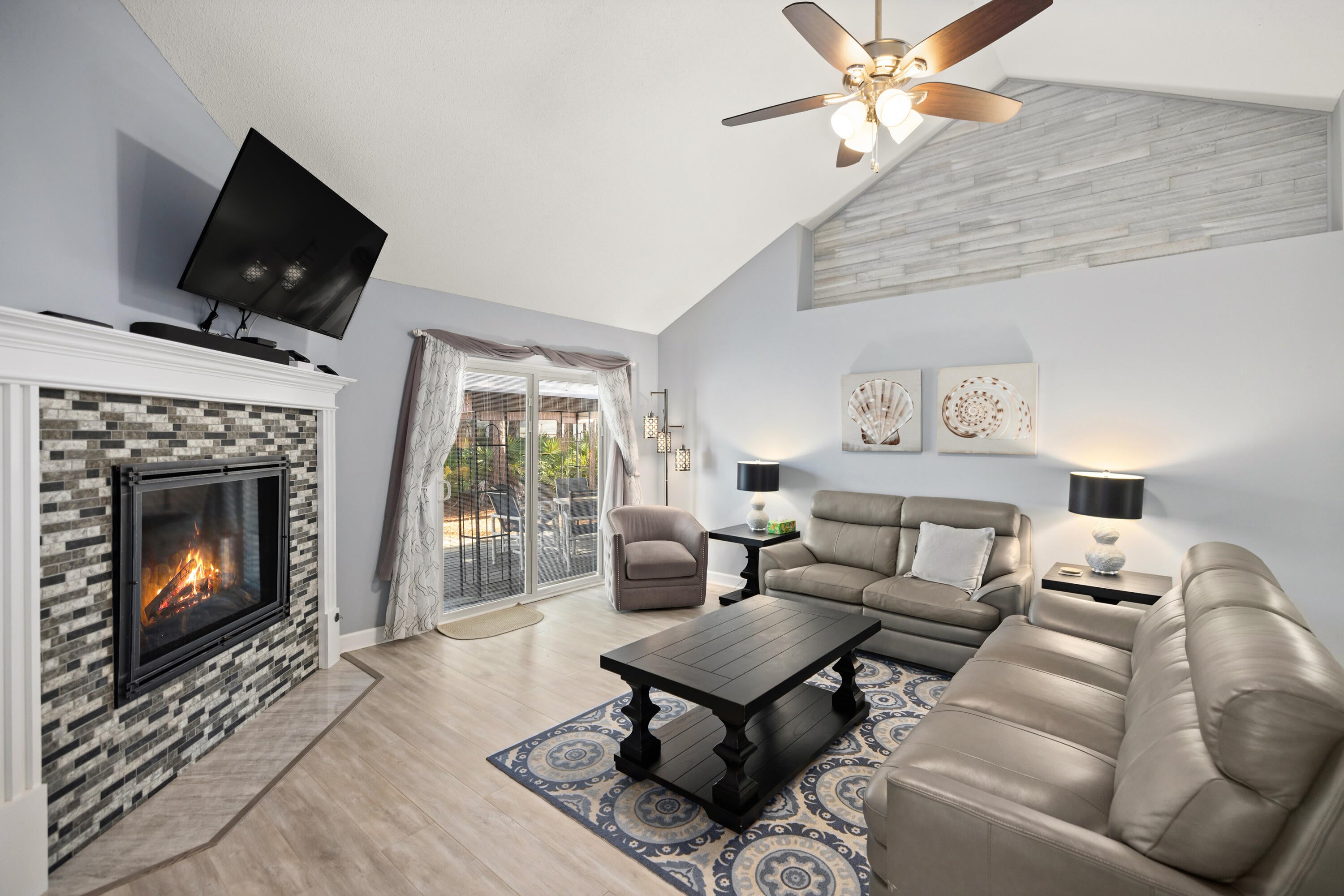 BAY BRIDGE LANDING - Residential Lease
