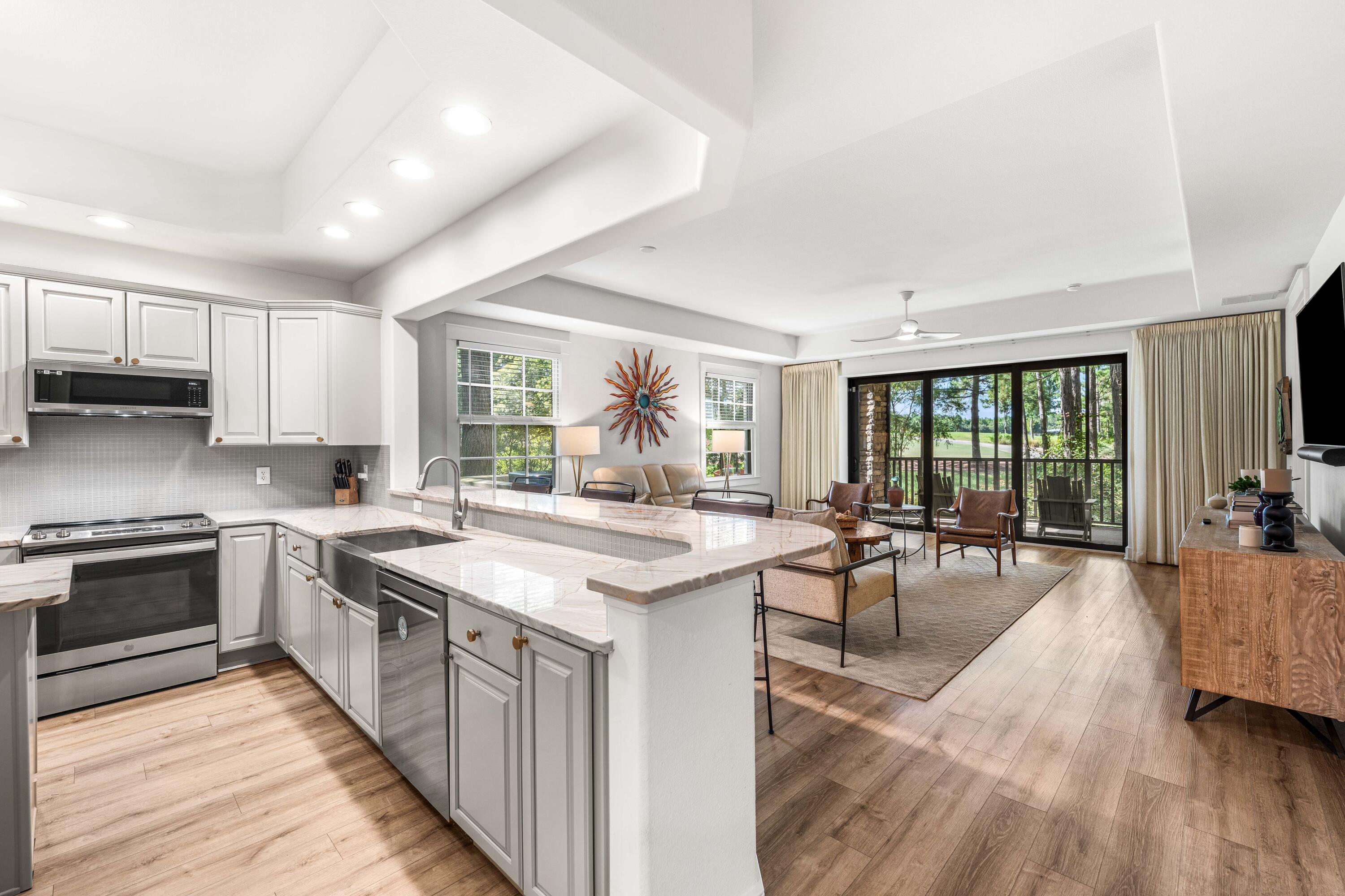 WILD HERON - CLUBSIDE - Residential