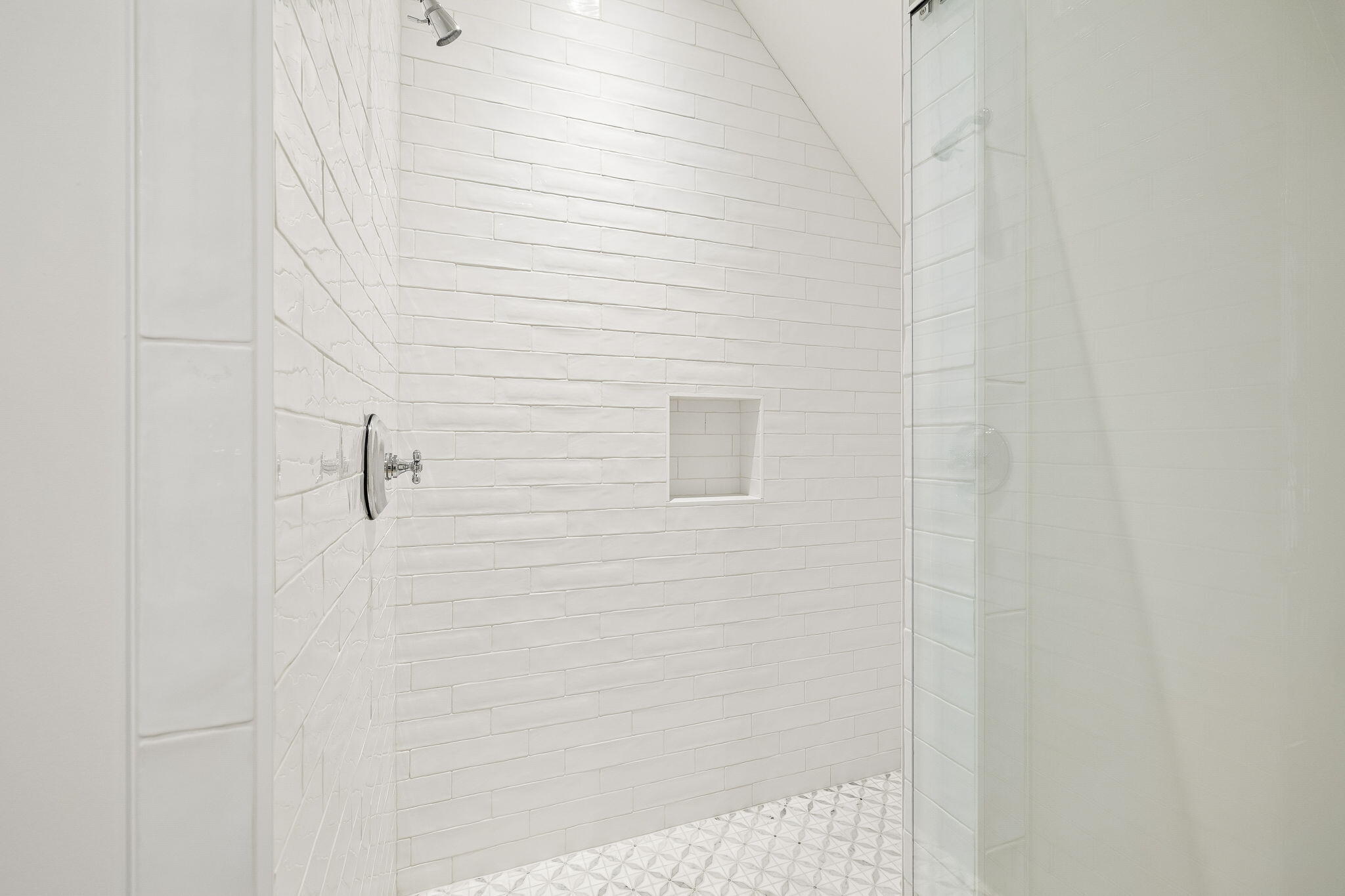 GRAYTON BAYOU - Residential