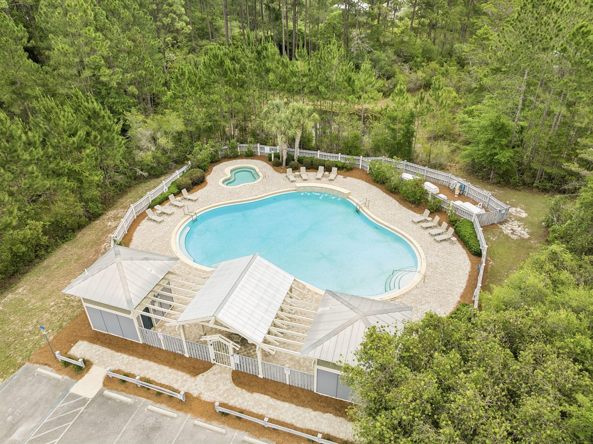 GRAYTON BAYOU - Residential