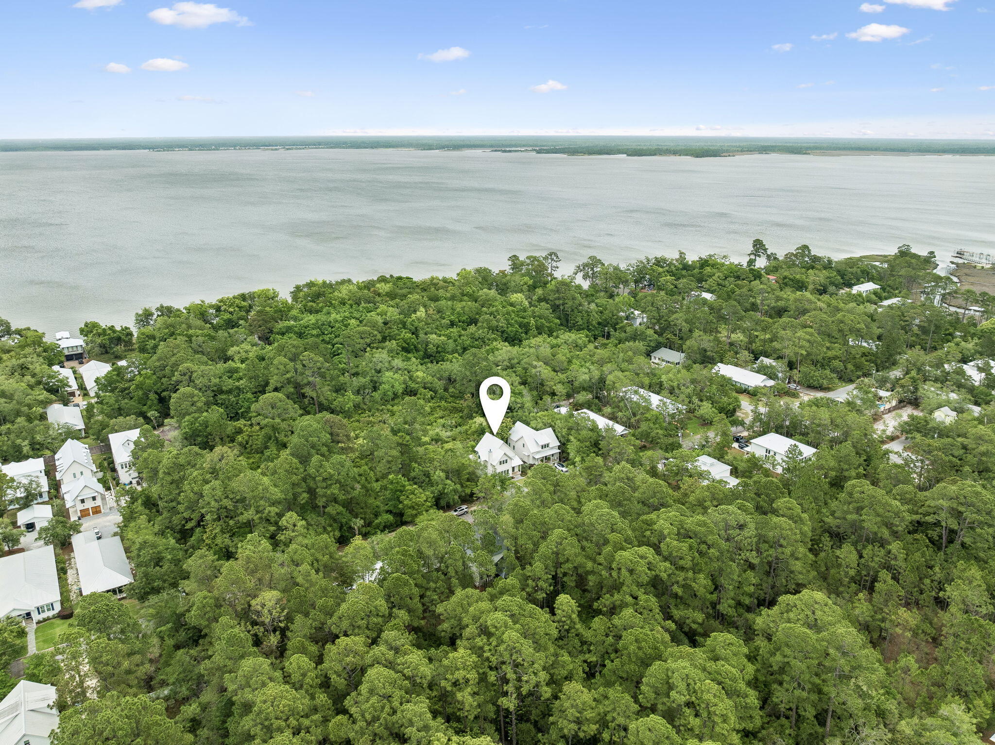 GRAYTON BAYOU - Residential