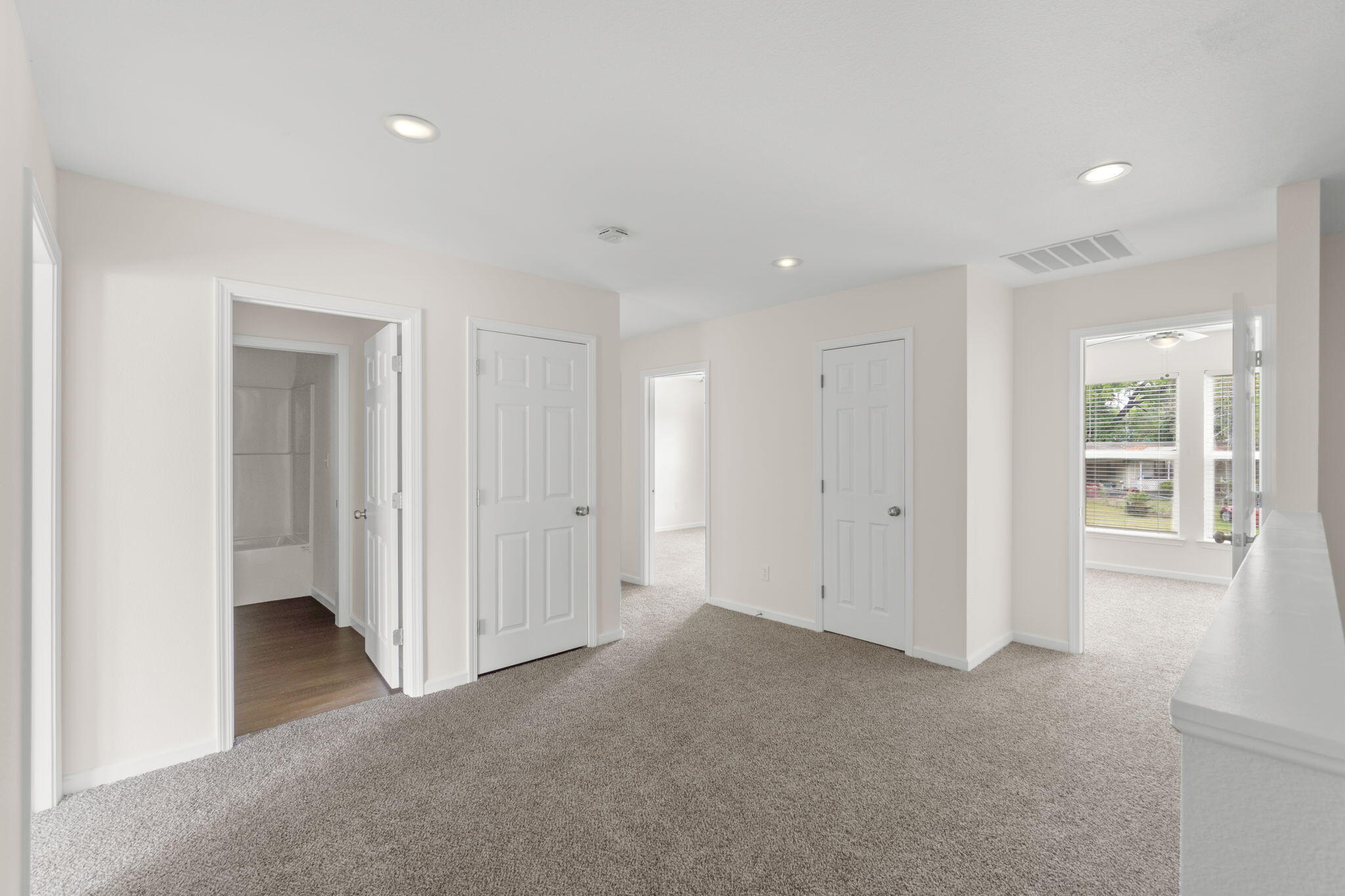 CRESTVIEW - Residential Lease