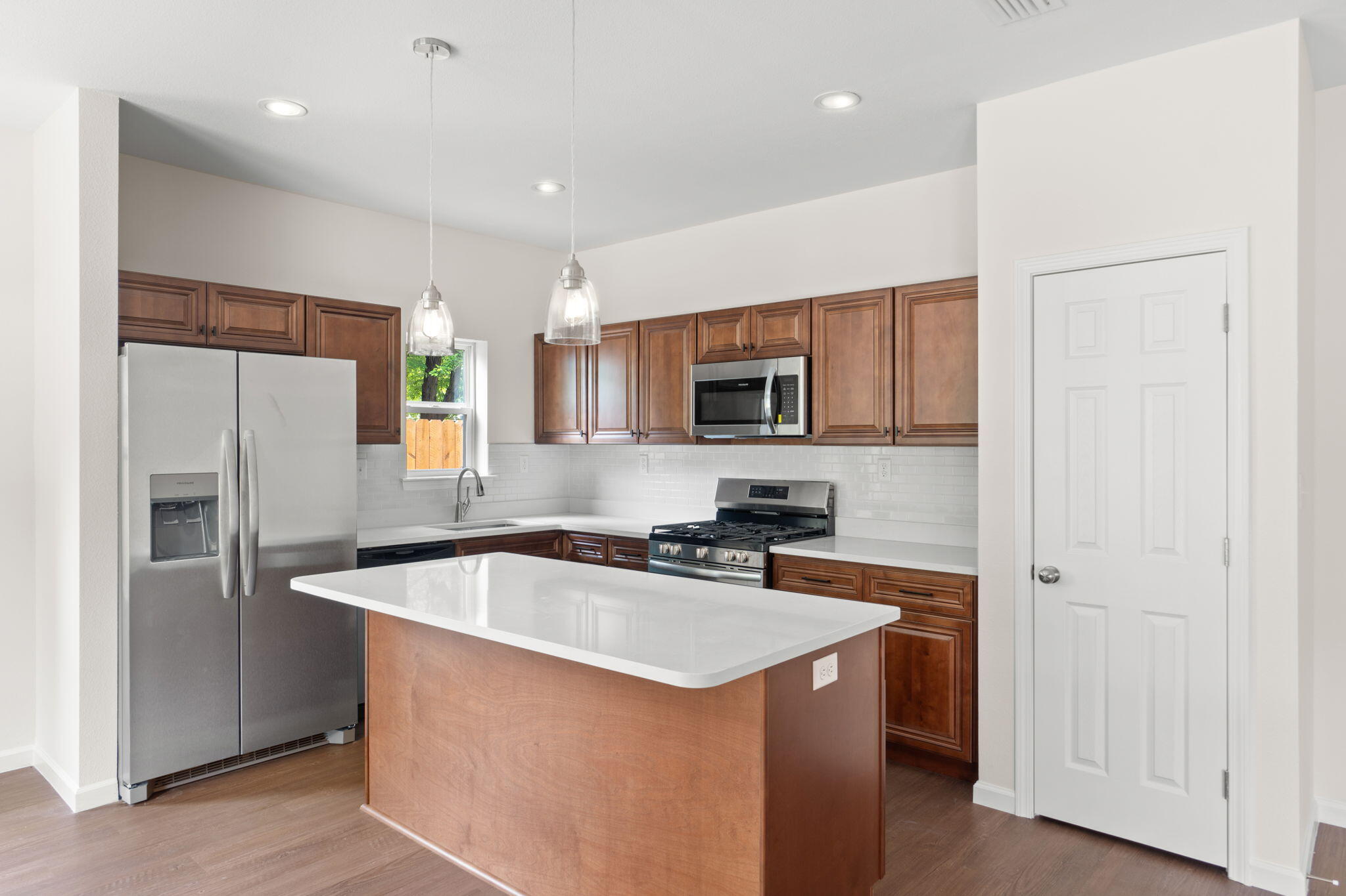 CRESTVIEW - Residential Lease