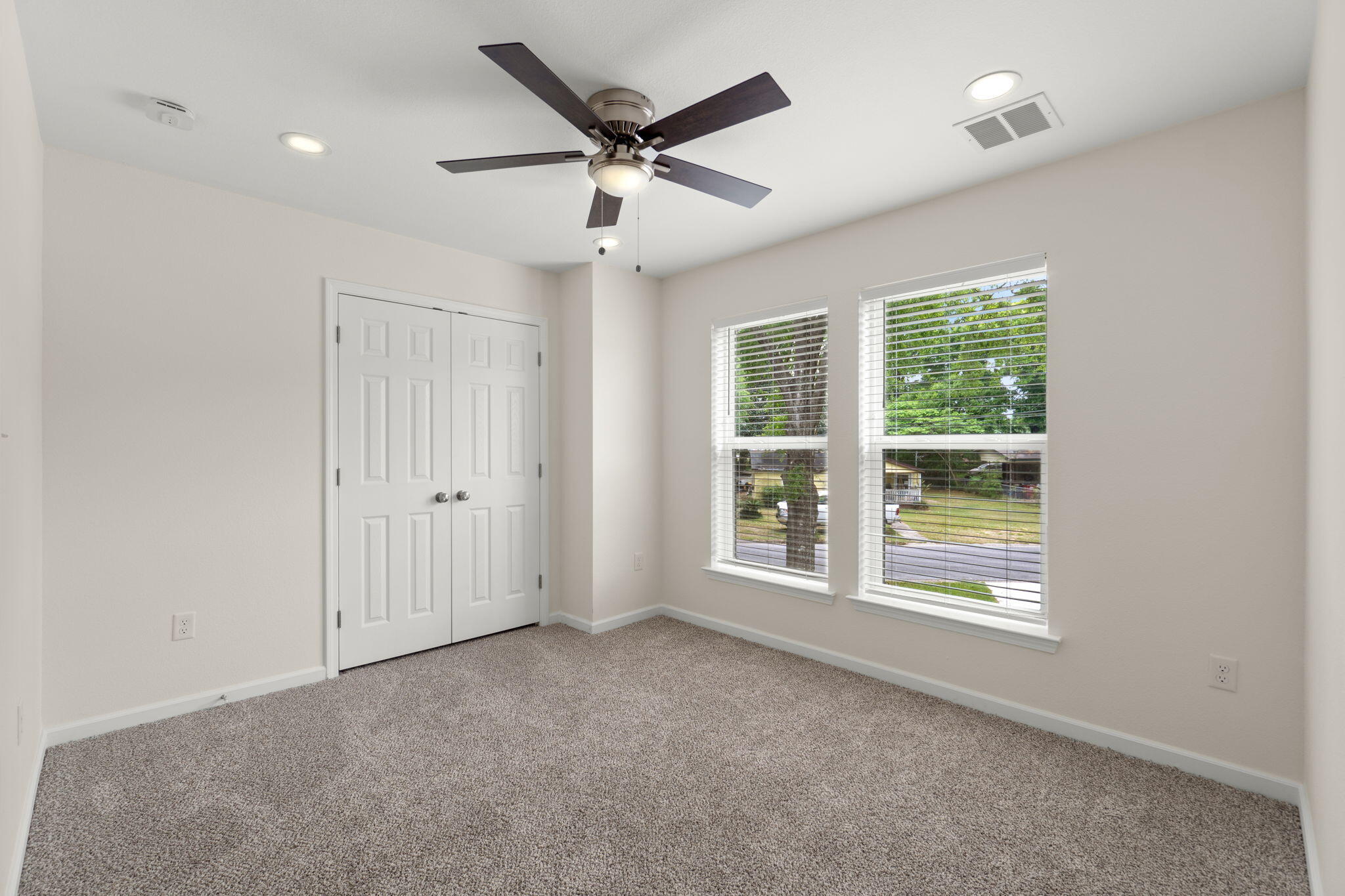 CRESTVIEW - Residential Lease