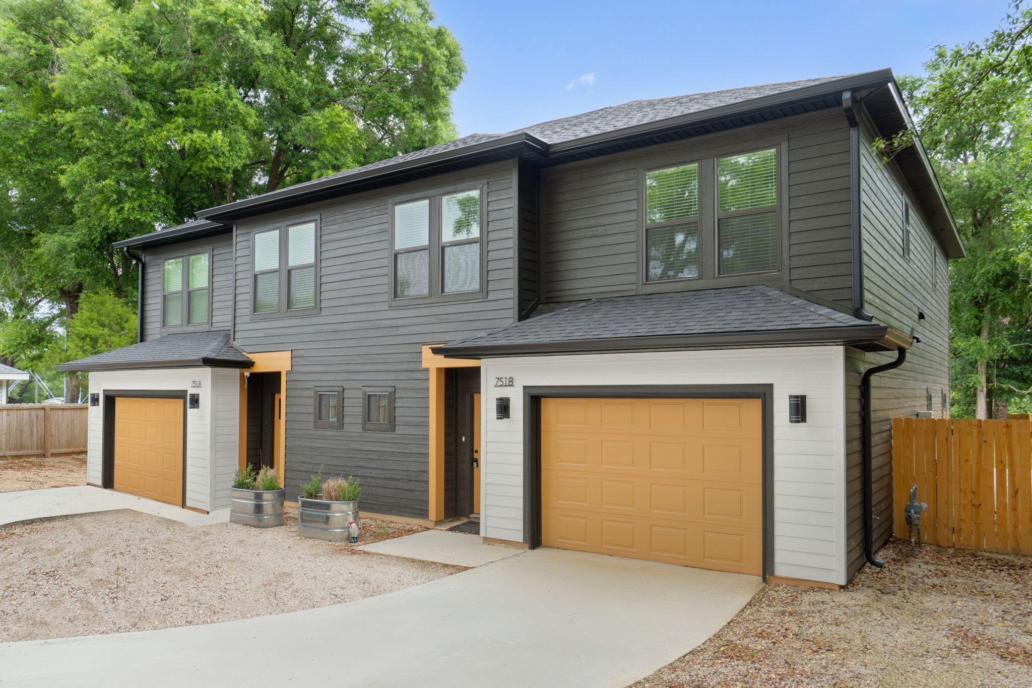 CRESTVIEW - Residential Lease
