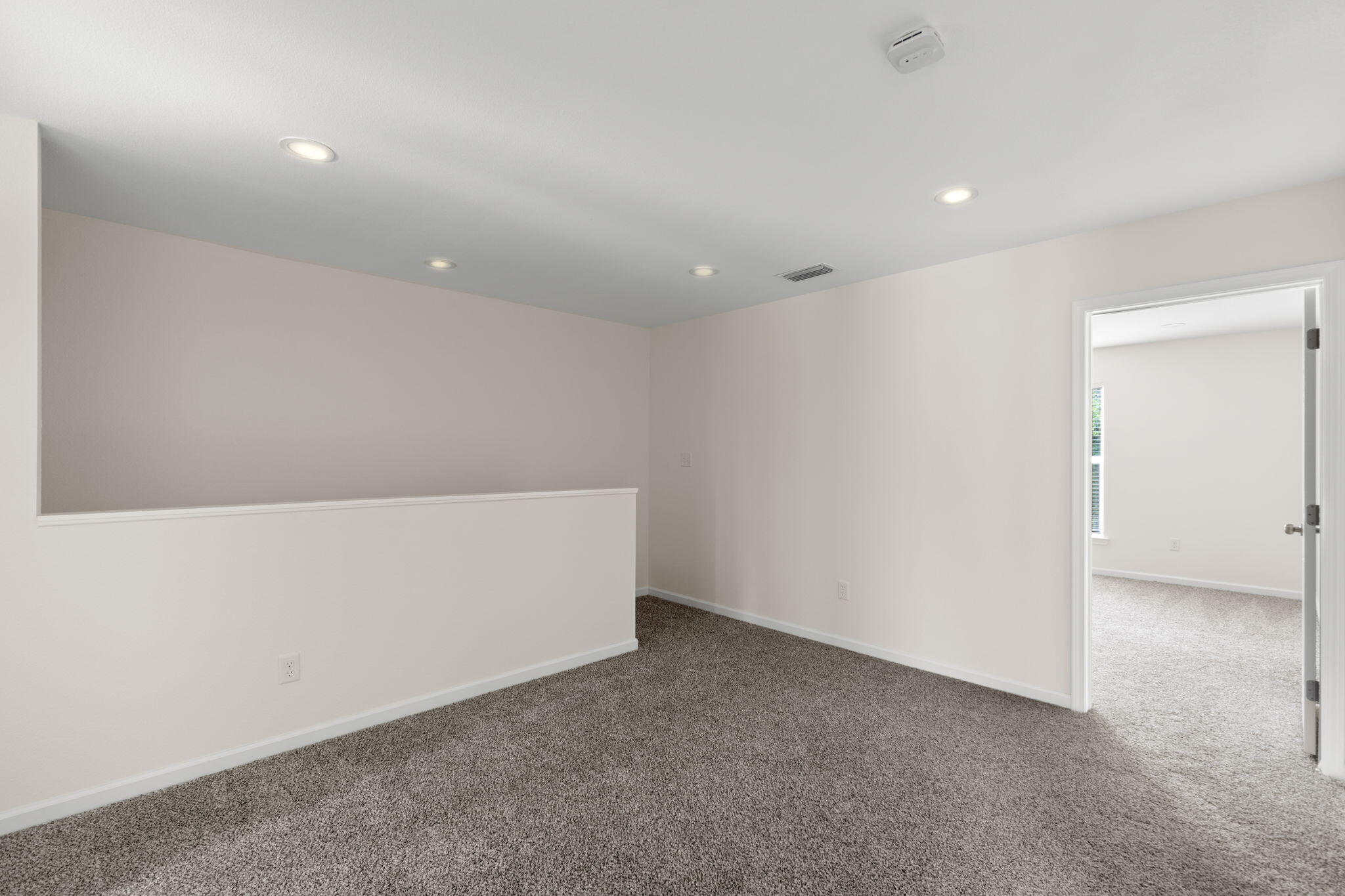 CRESTVIEW - Residential Lease