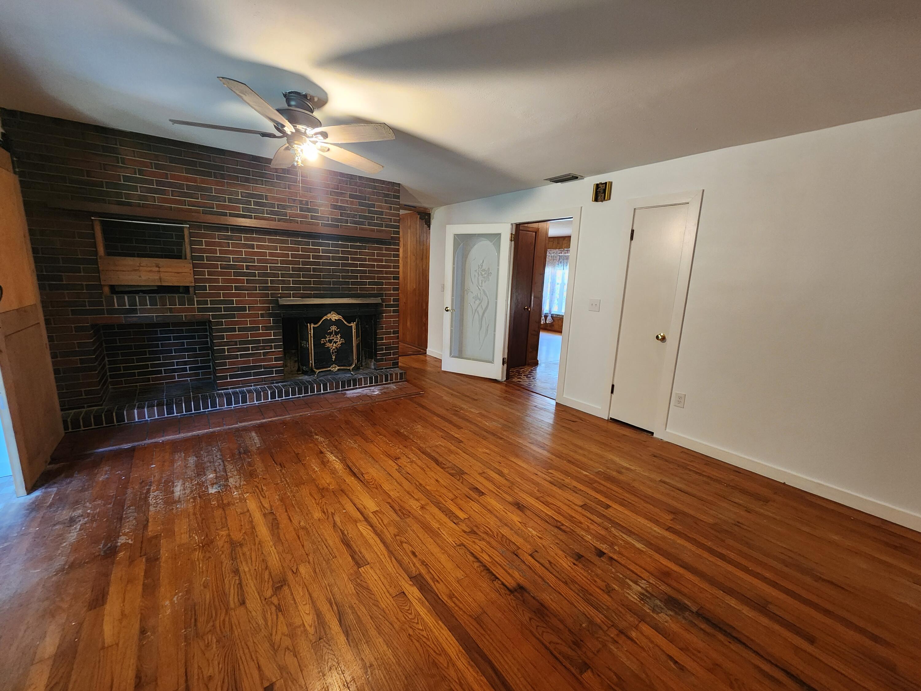 NO RECORDED SUBDIVISION - Residential