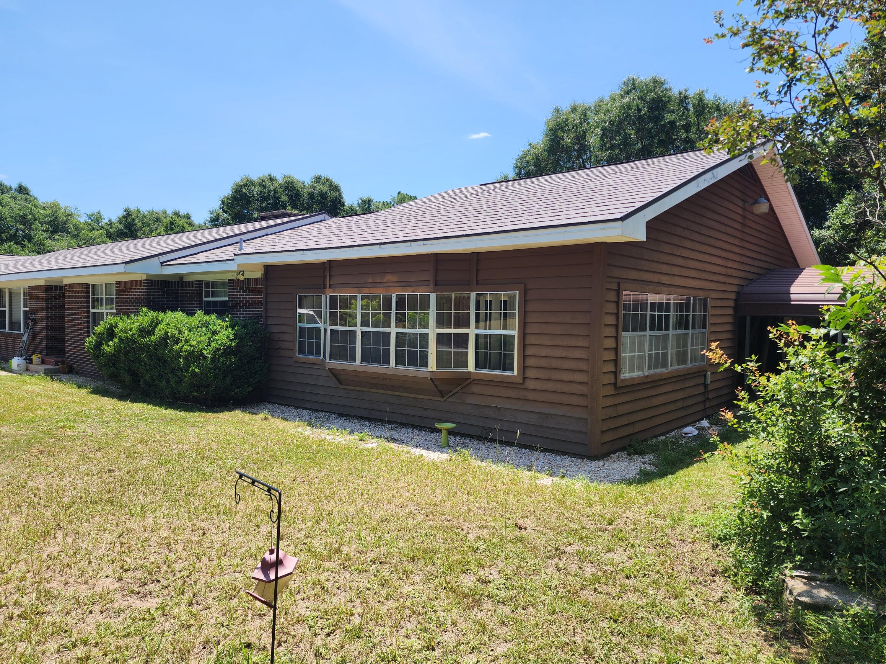 NO RECORDED SUBDIVISION - Residential