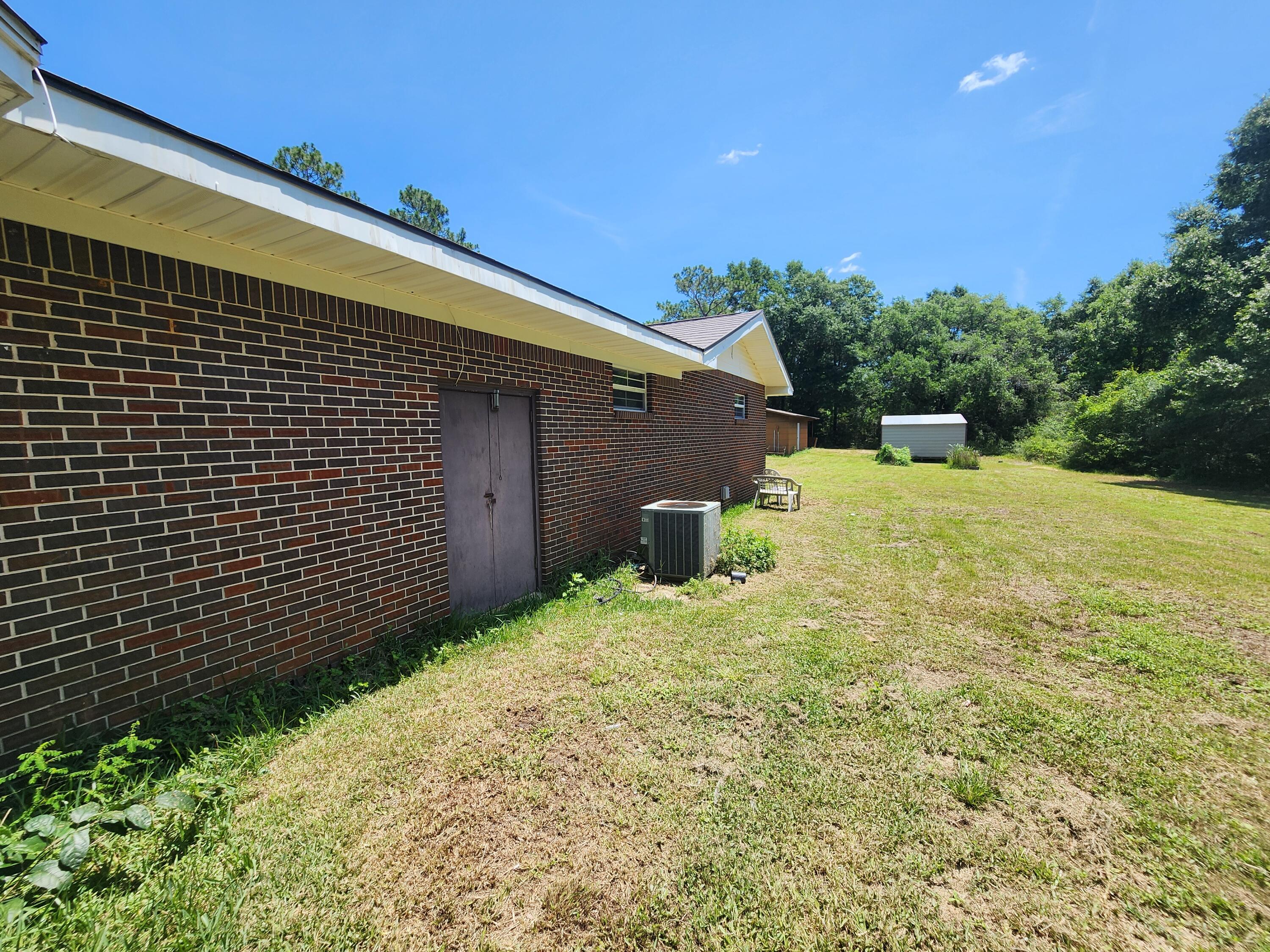 NO RECORDED SUBDIVISION - Residential