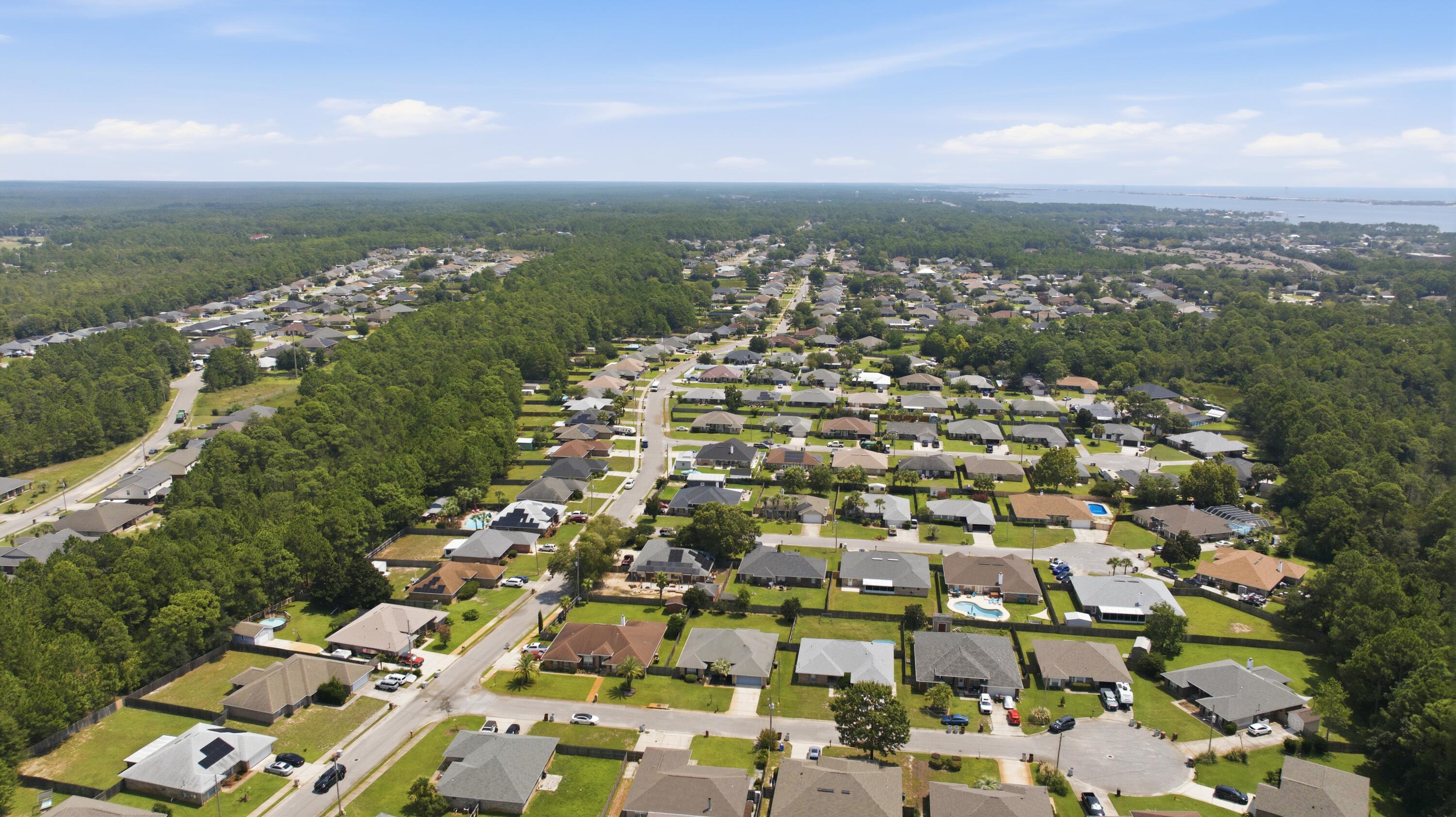 HAMPTON RIDGE ESTATES - Residential