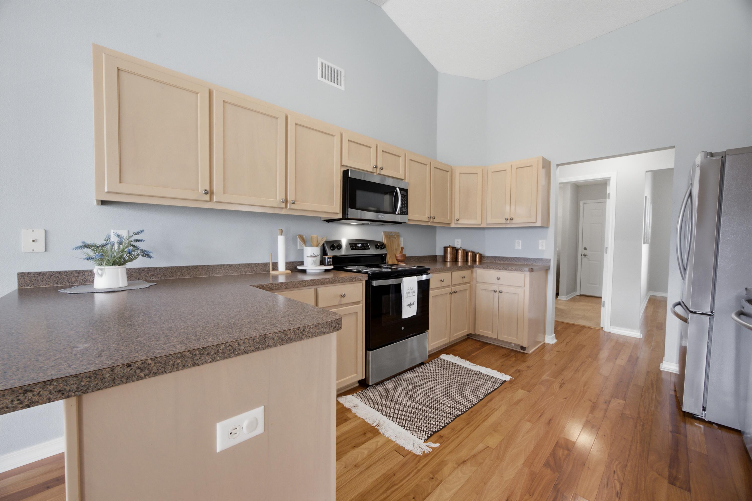 HAMPTON RIDGE ESTATES - Residential