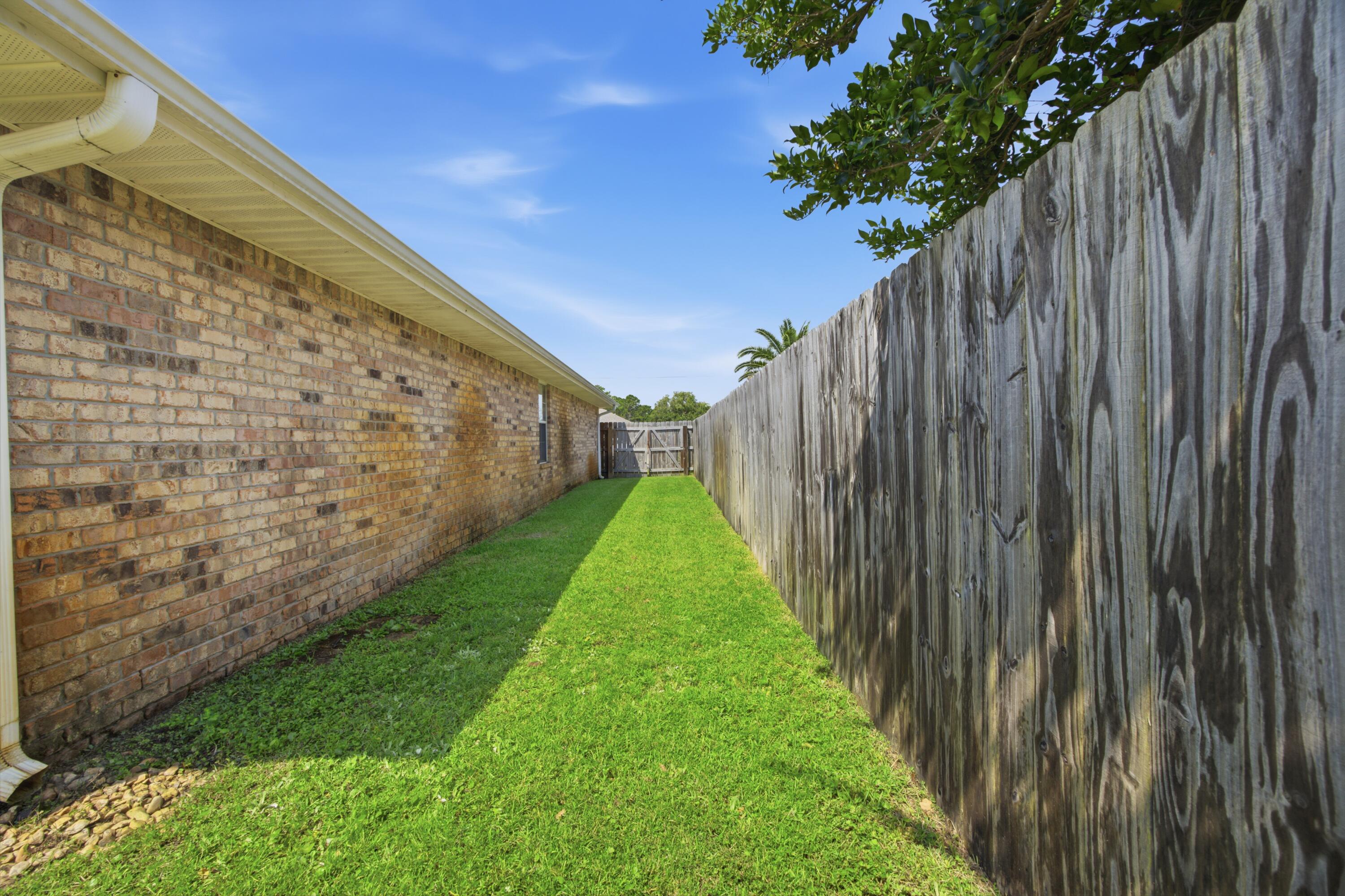HAMPTON RIDGE ESTATES - Residential