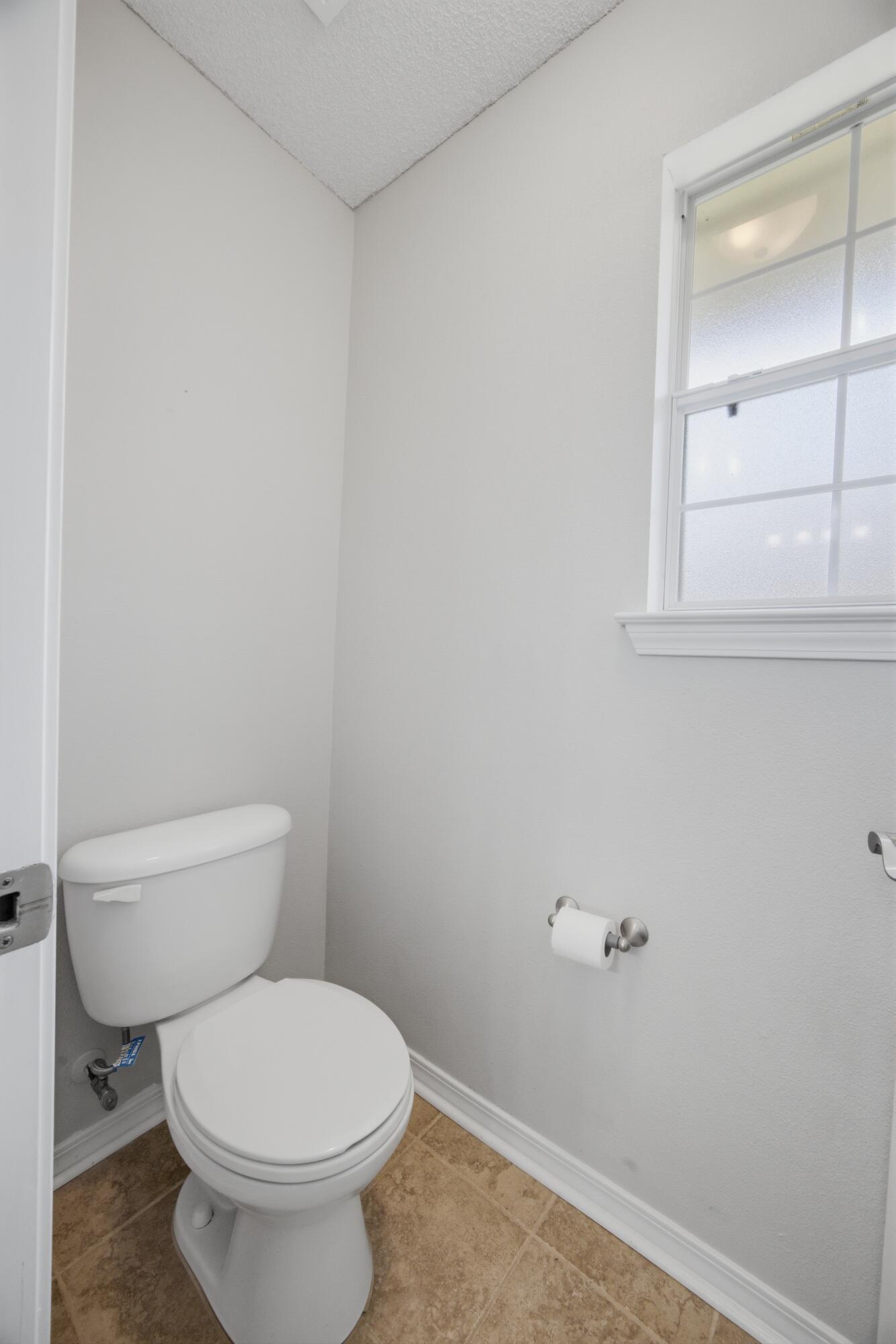 HAMPTON RIDGE ESTATES - Residential