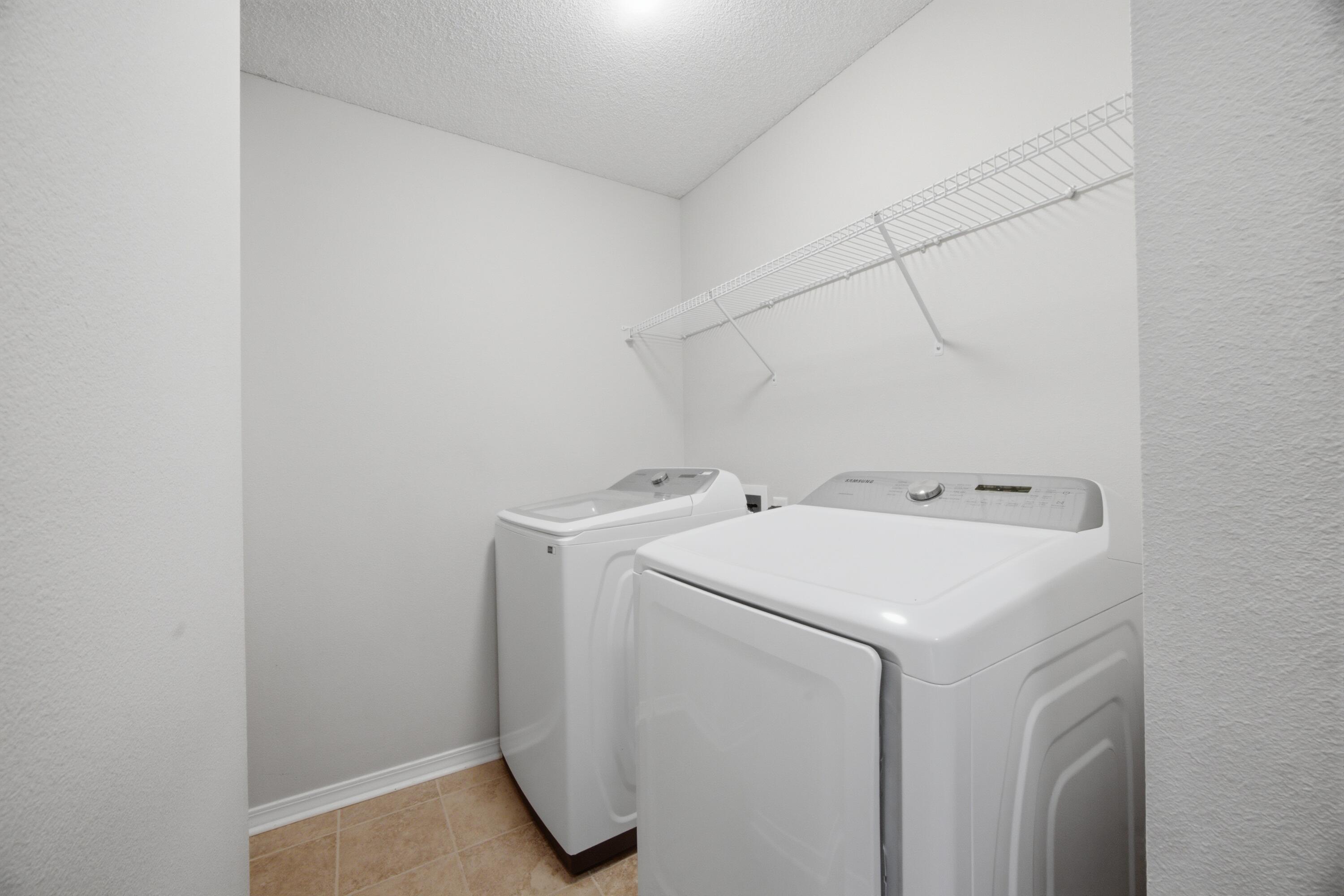 HAMPTON RIDGE ESTATES - Residential