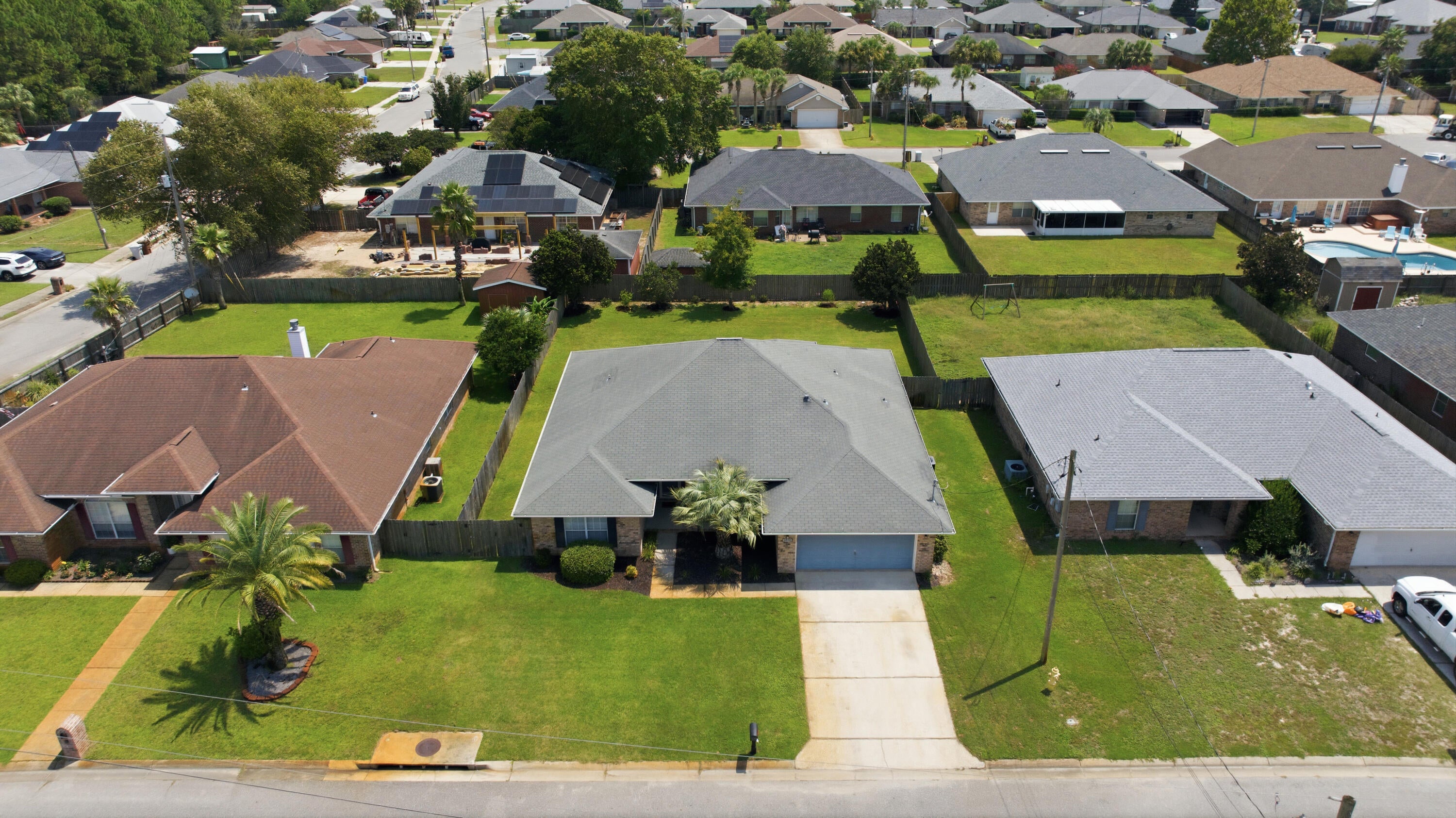 HAMPTON RIDGE ESTATES - Residential