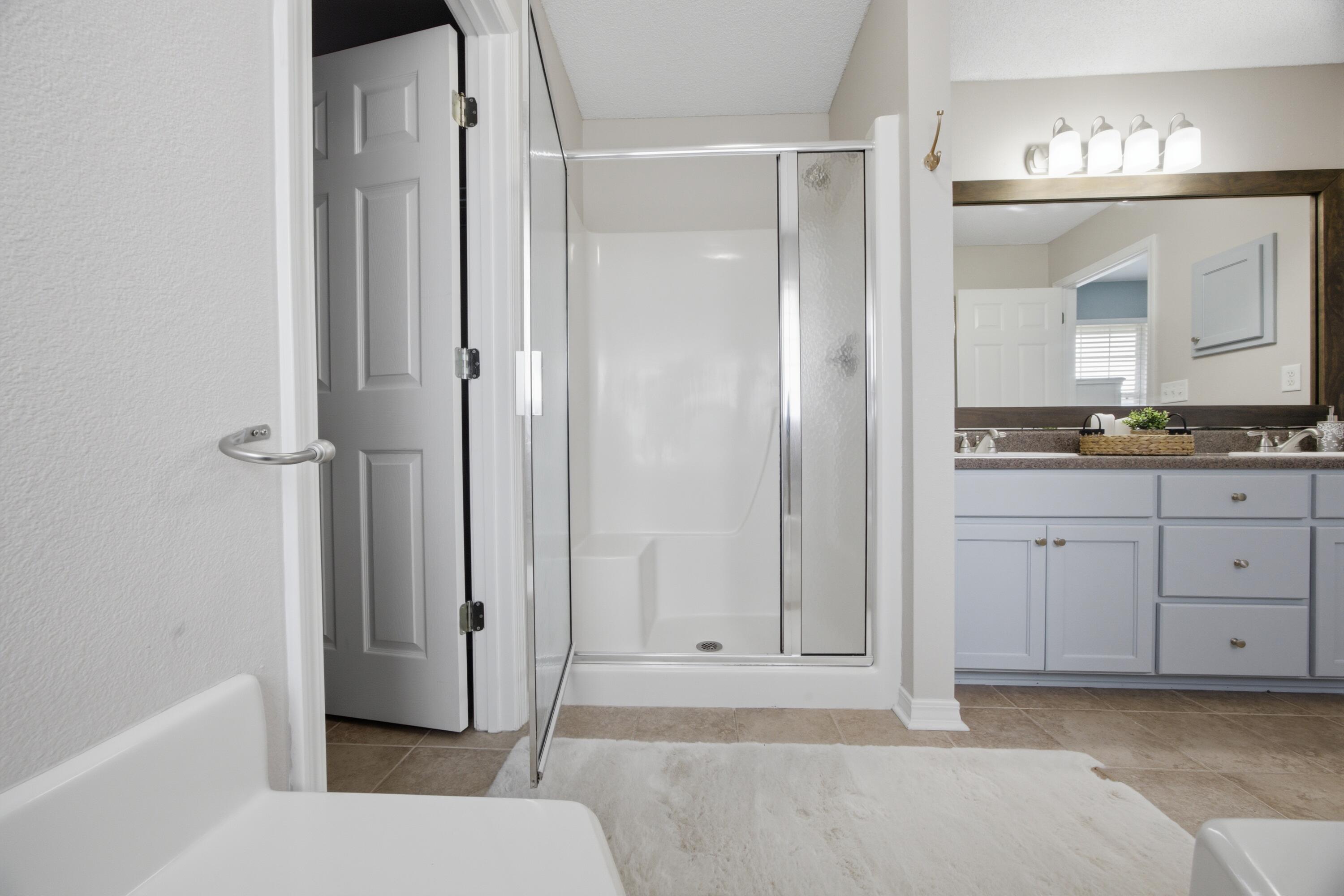 HAMPTON RIDGE ESTATES - Residential
