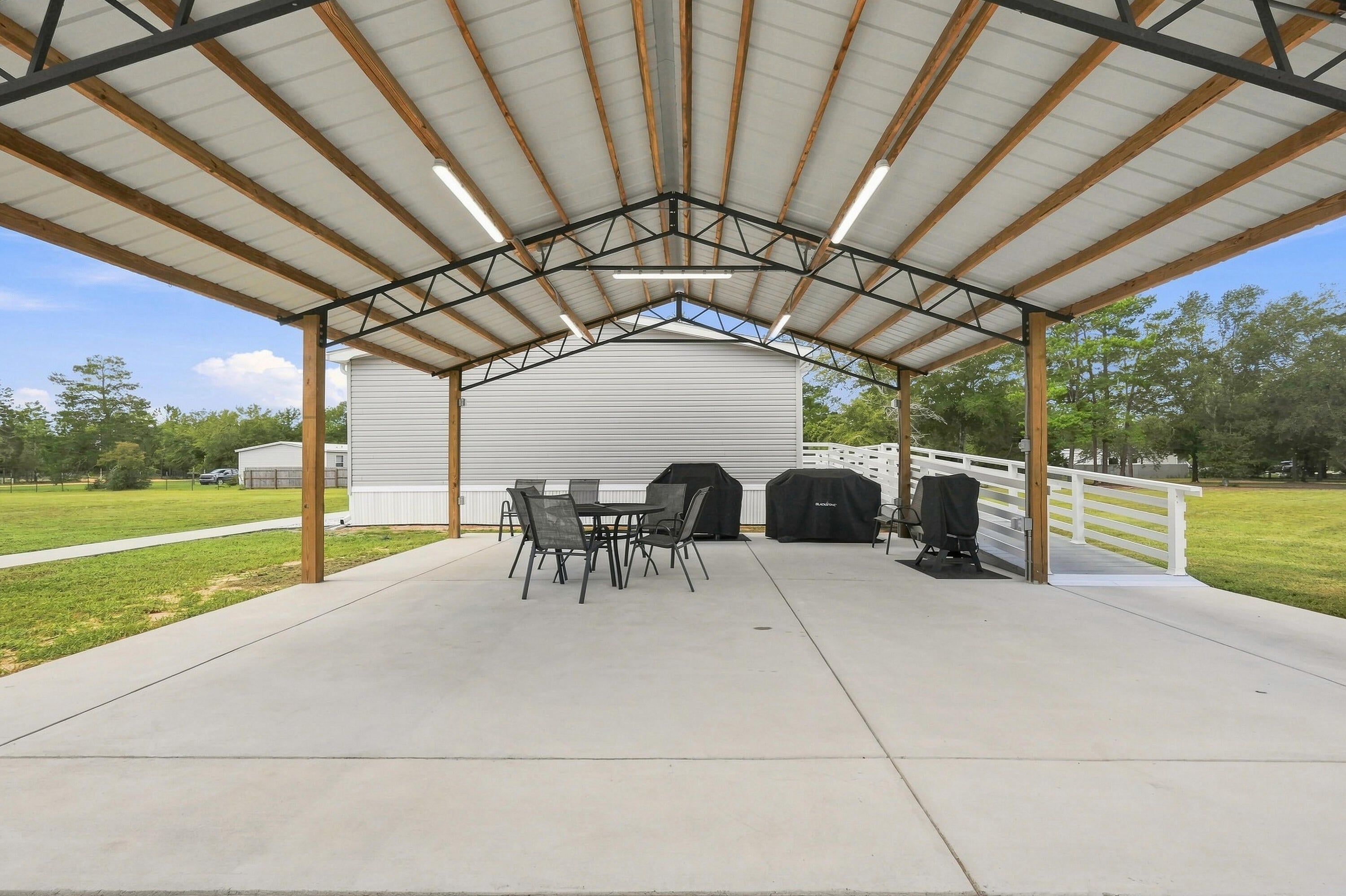 OAKWOOD HILLS - Residential