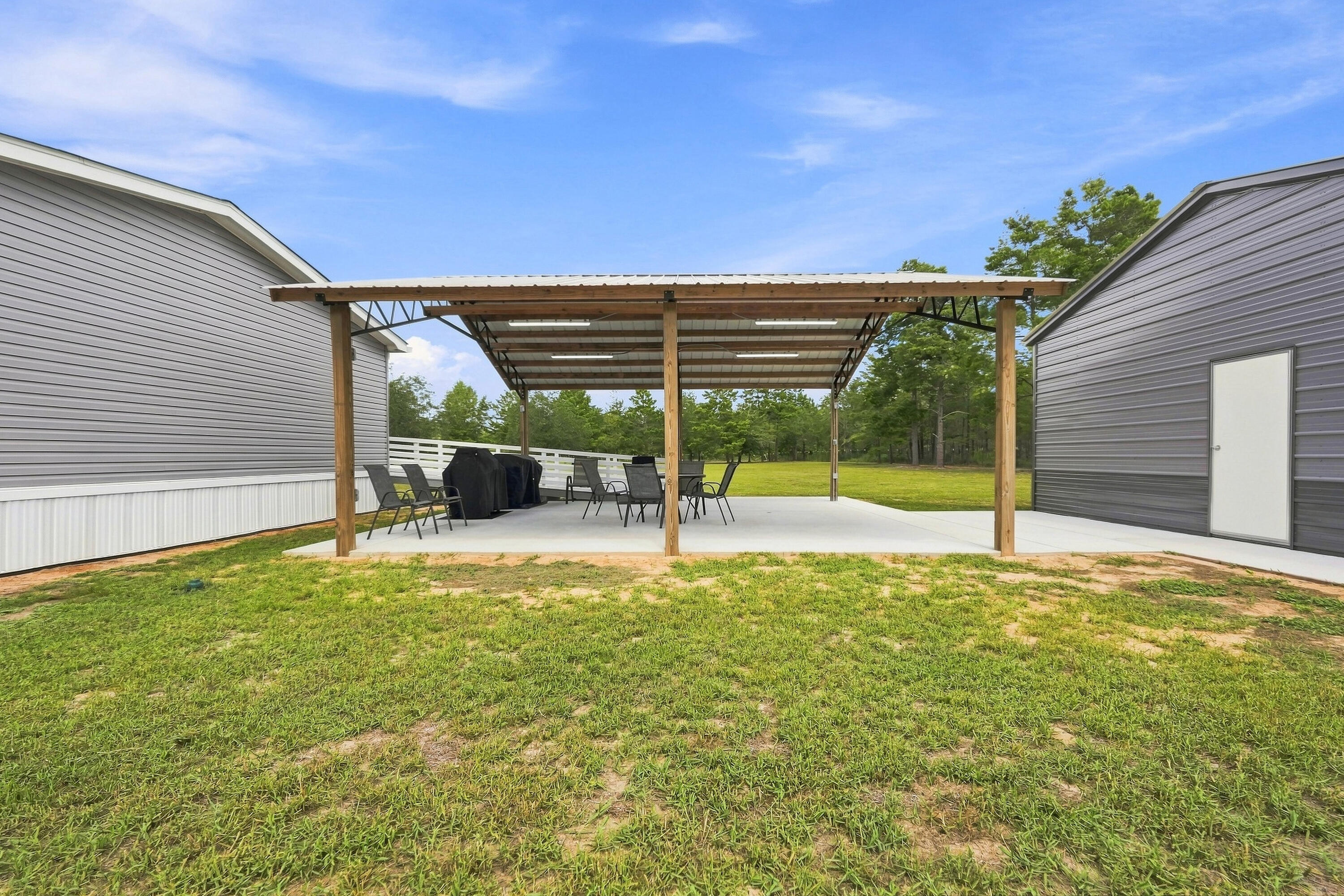 OAKWOOD HILLS - Residential