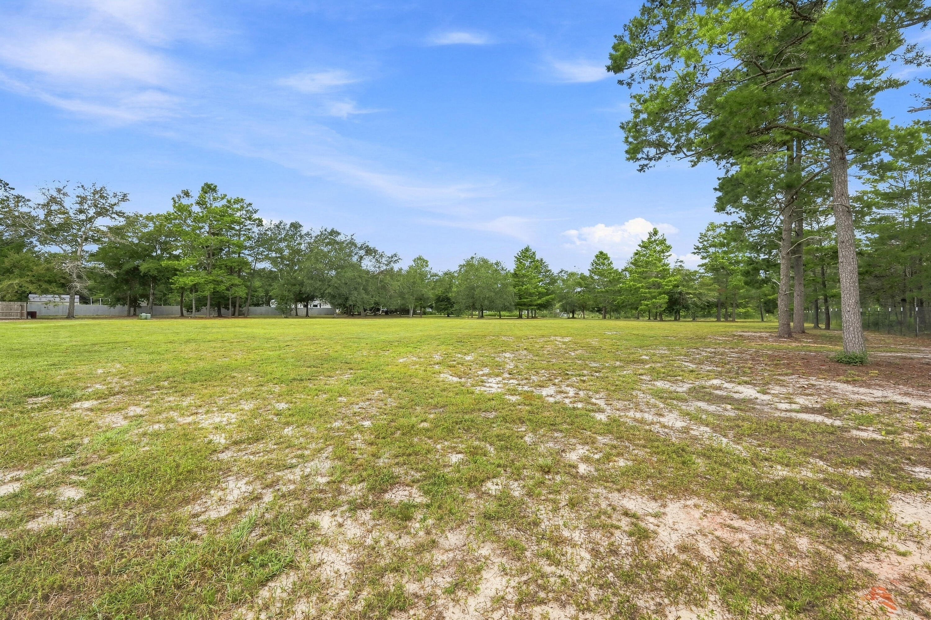 OAKWOOD HILLS - Residential