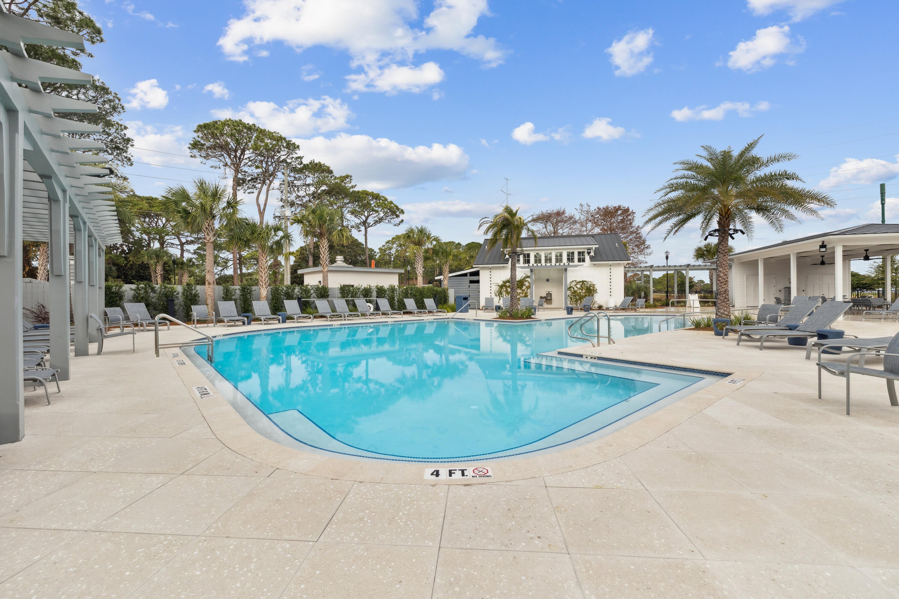 PLAYERS CLUB AT SANDESTIN - Residential