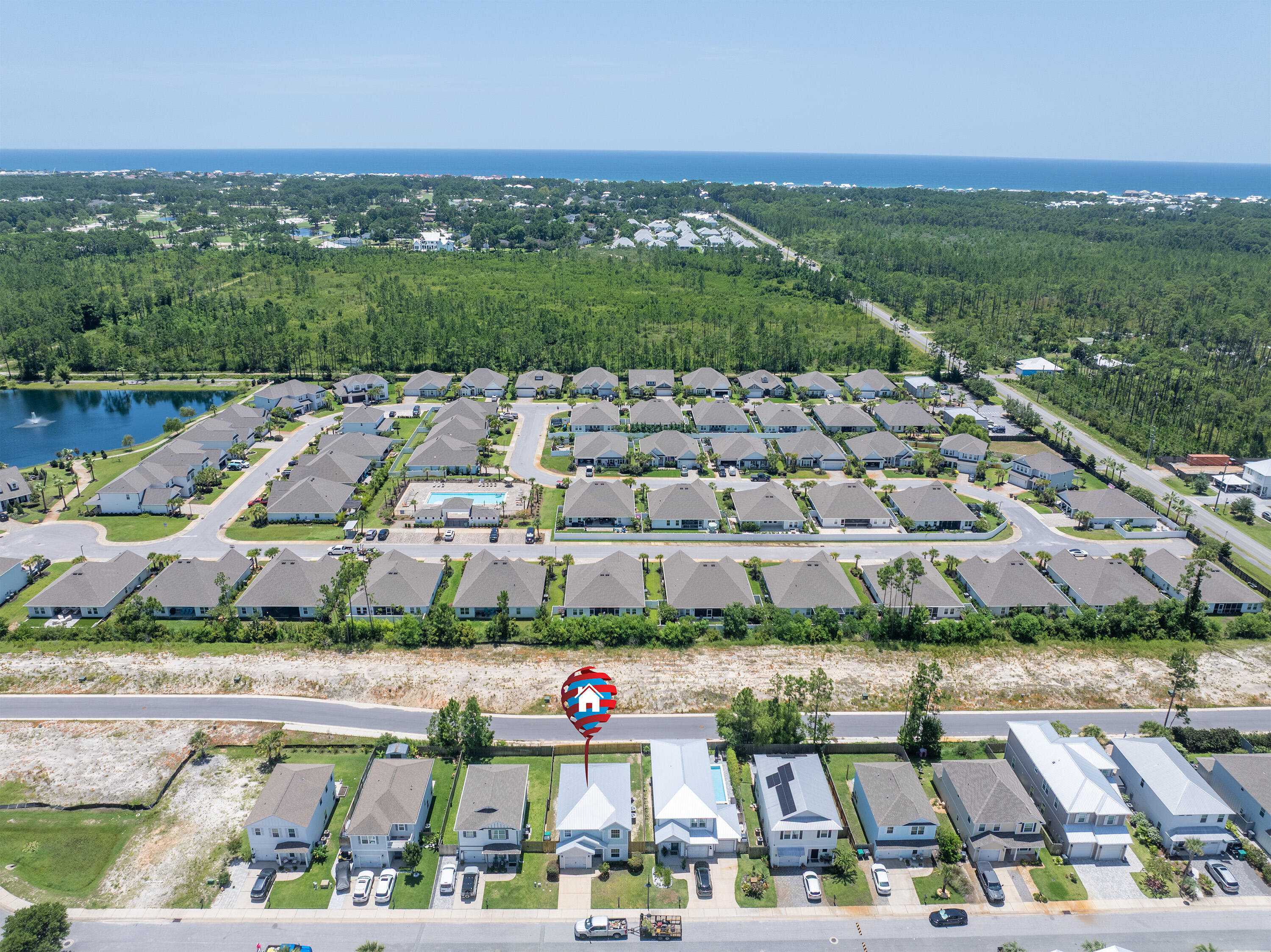THOMPSON WOODS - Residential