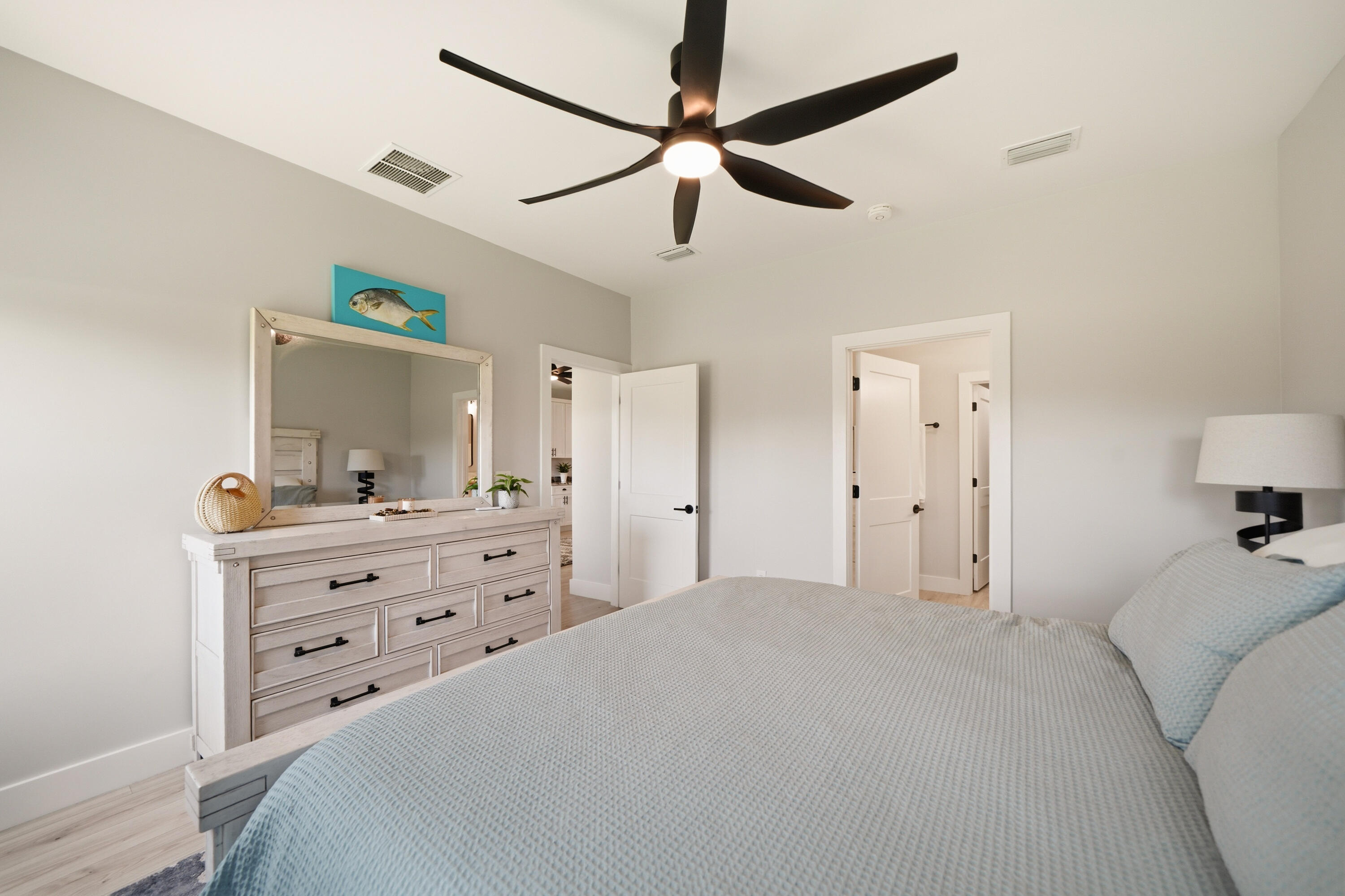 THOMPSON WOODS - Residential