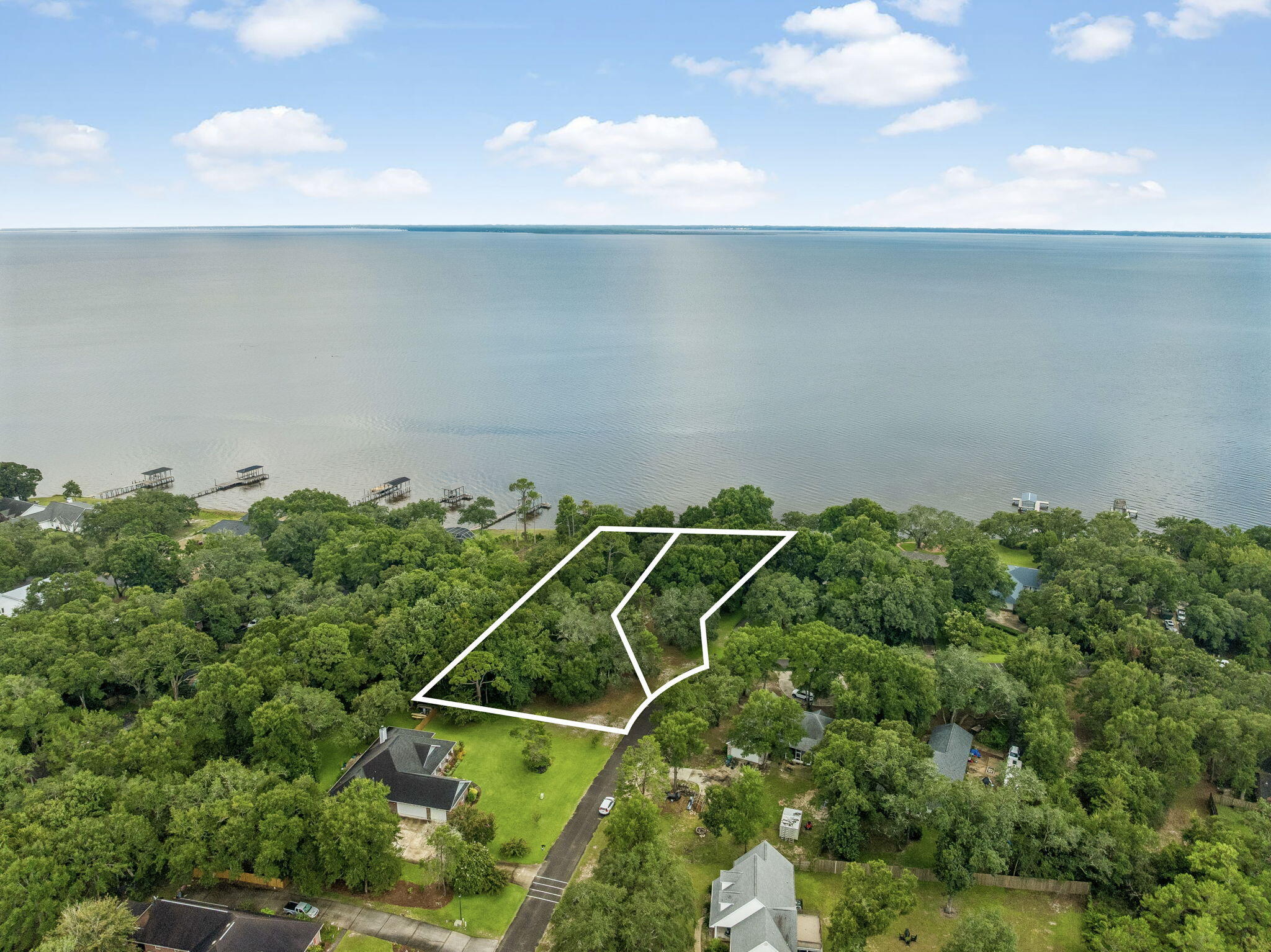 CEDAR BEACH - Land