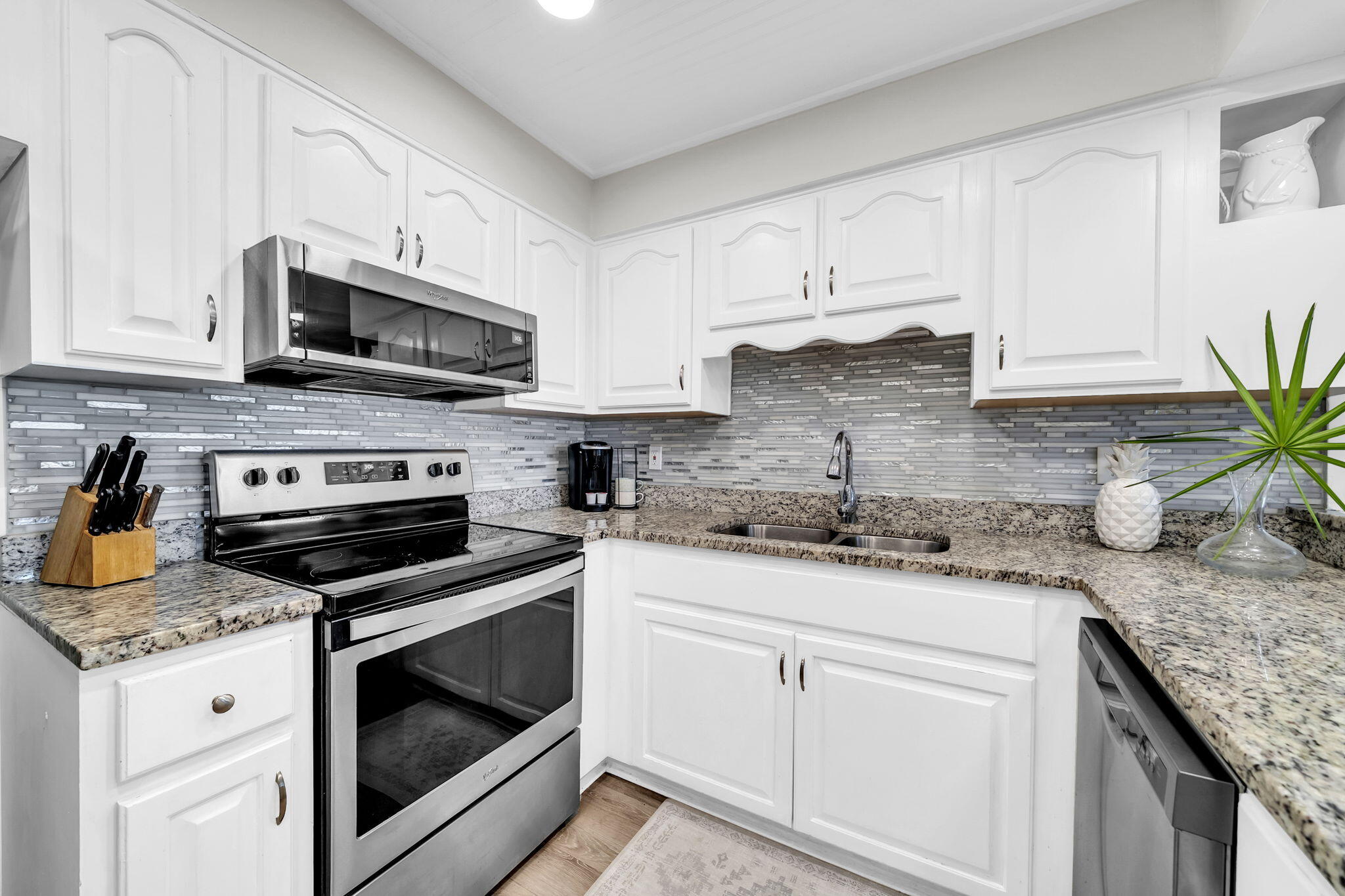SILVER DUNES CONDO - Residential