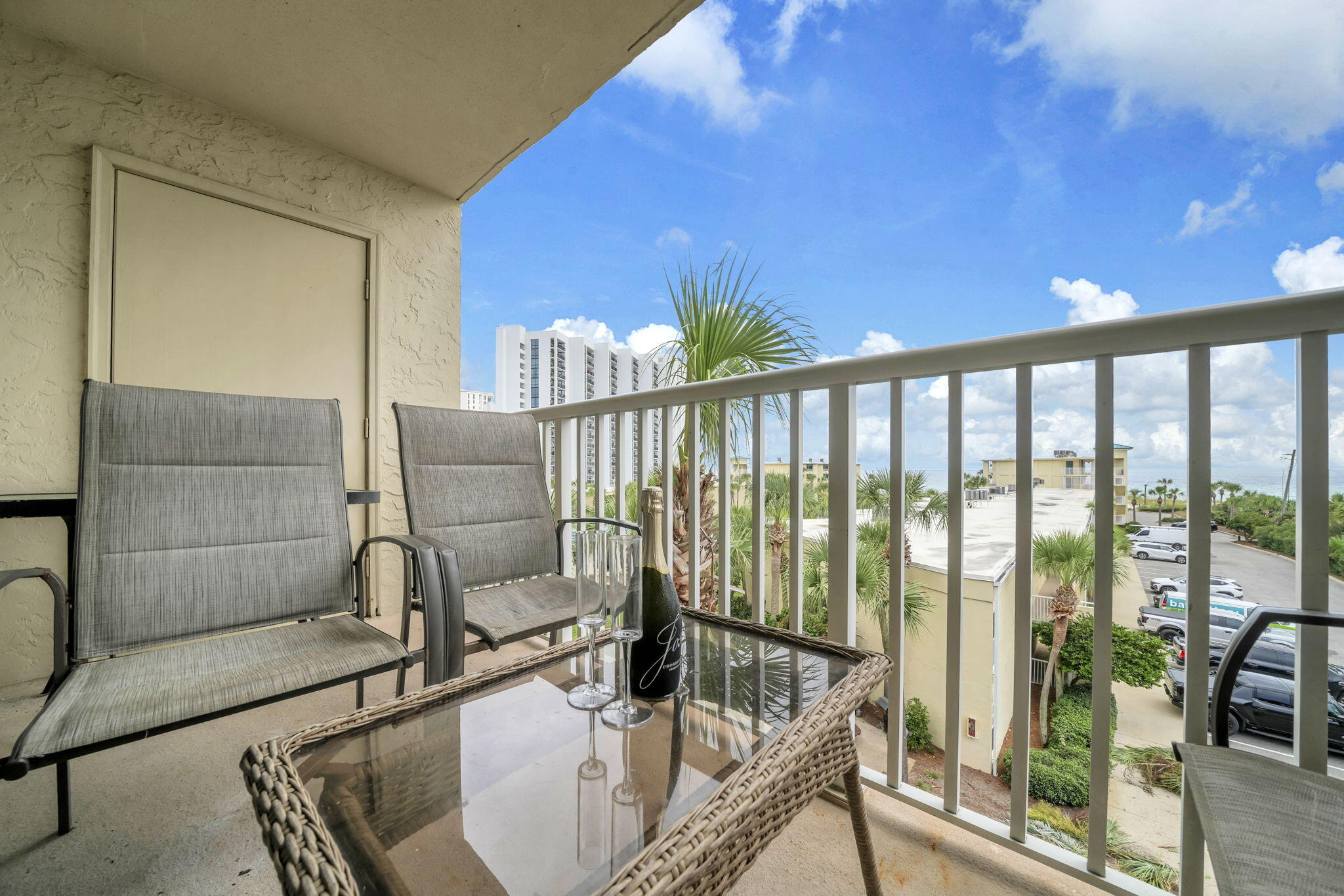 SILVER DUNES CONDO - Residential