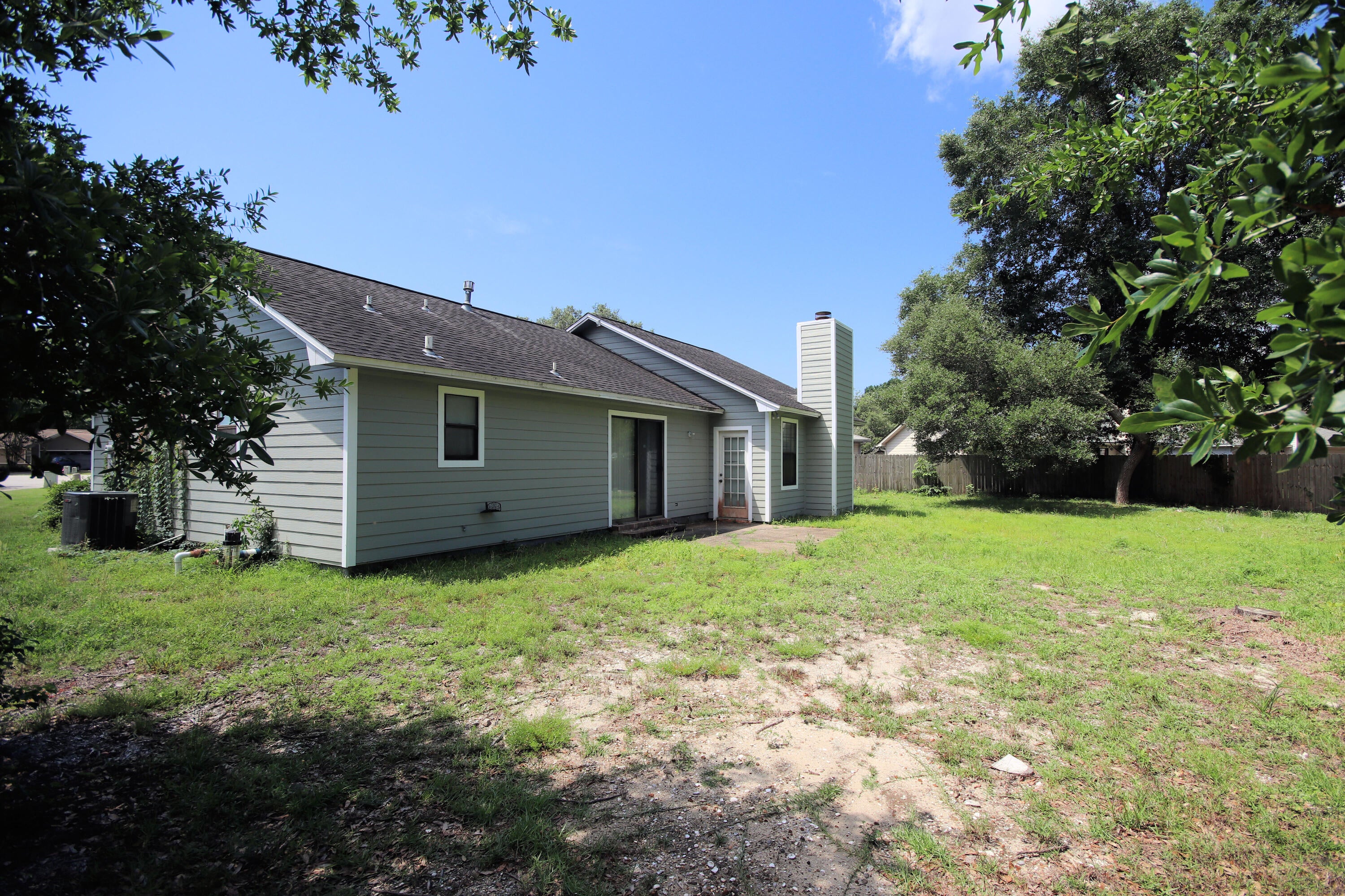 MEADOW WOODS - Residential